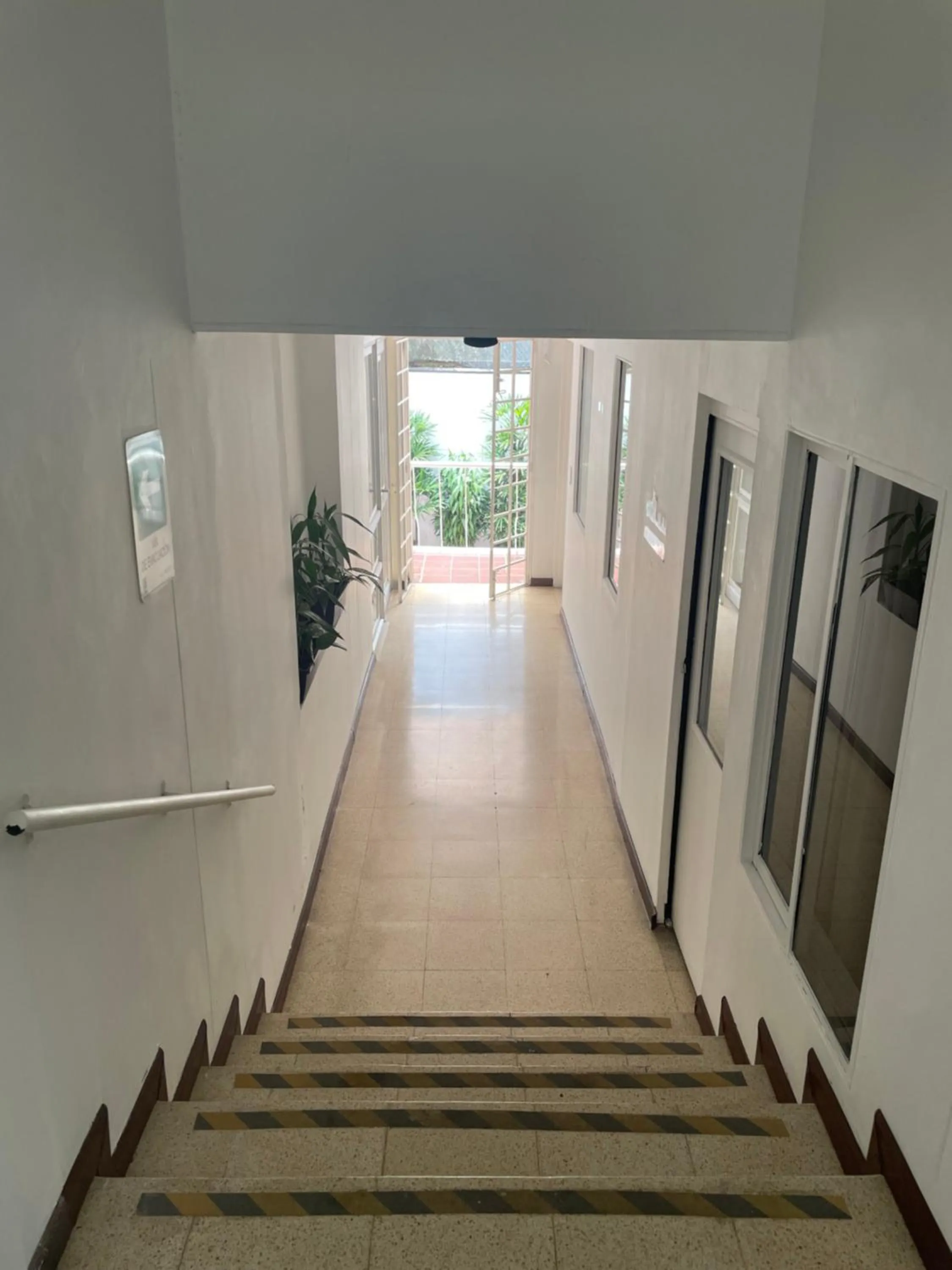 Area and facilities in Hostal Lleras Calle 8