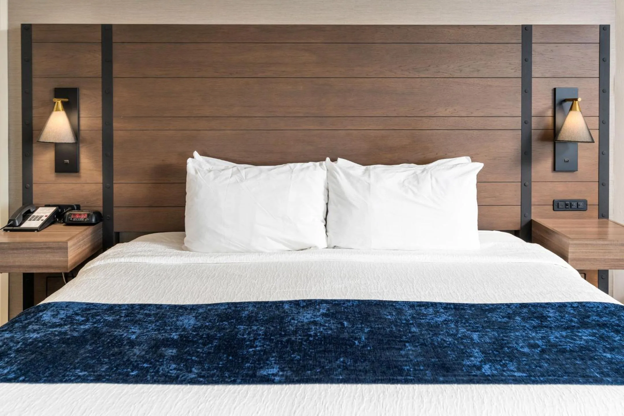 Bed in Grand Superior Lodge