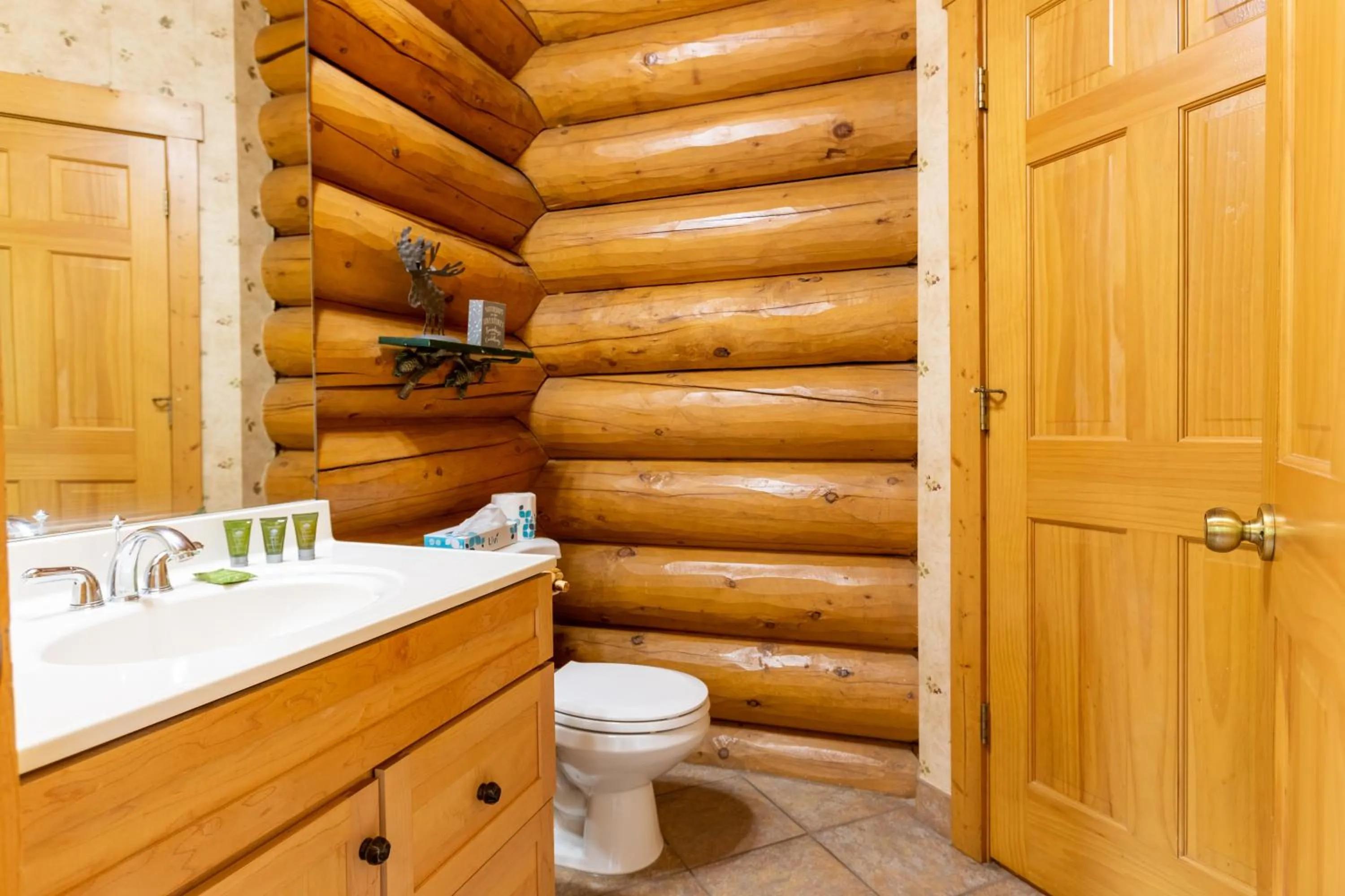 Bathroom in Grand Superior Lodge