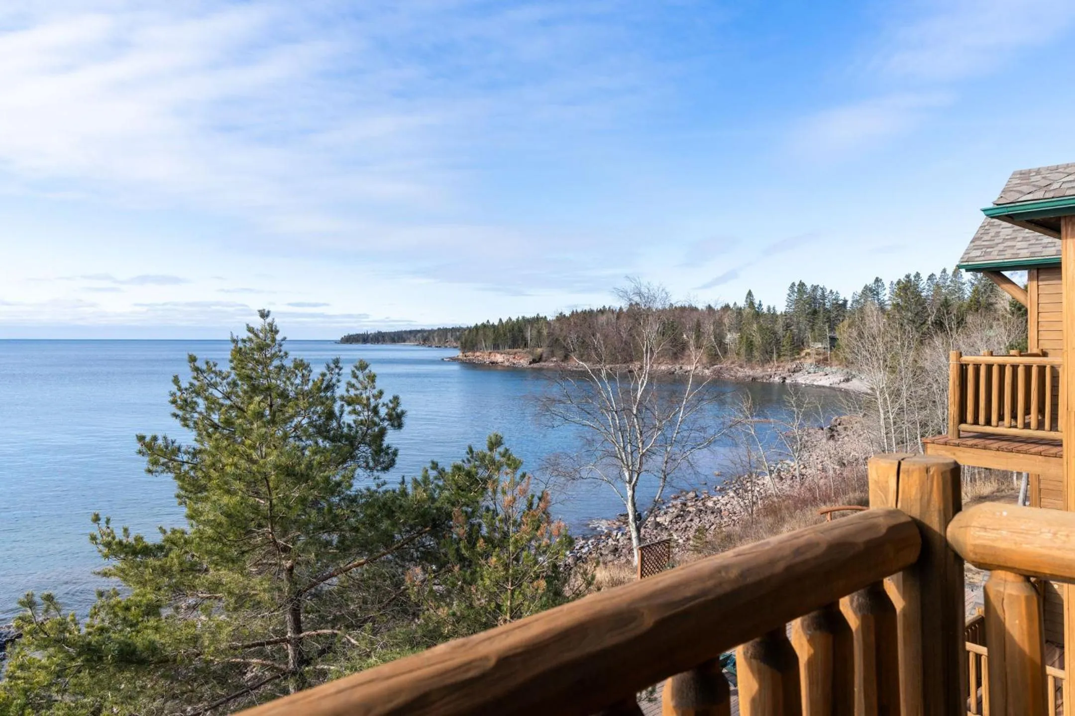 Lake view in Grand Superior Lodge