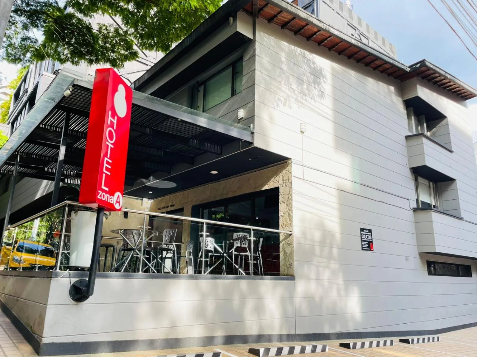 Property building in Hotel Zona A