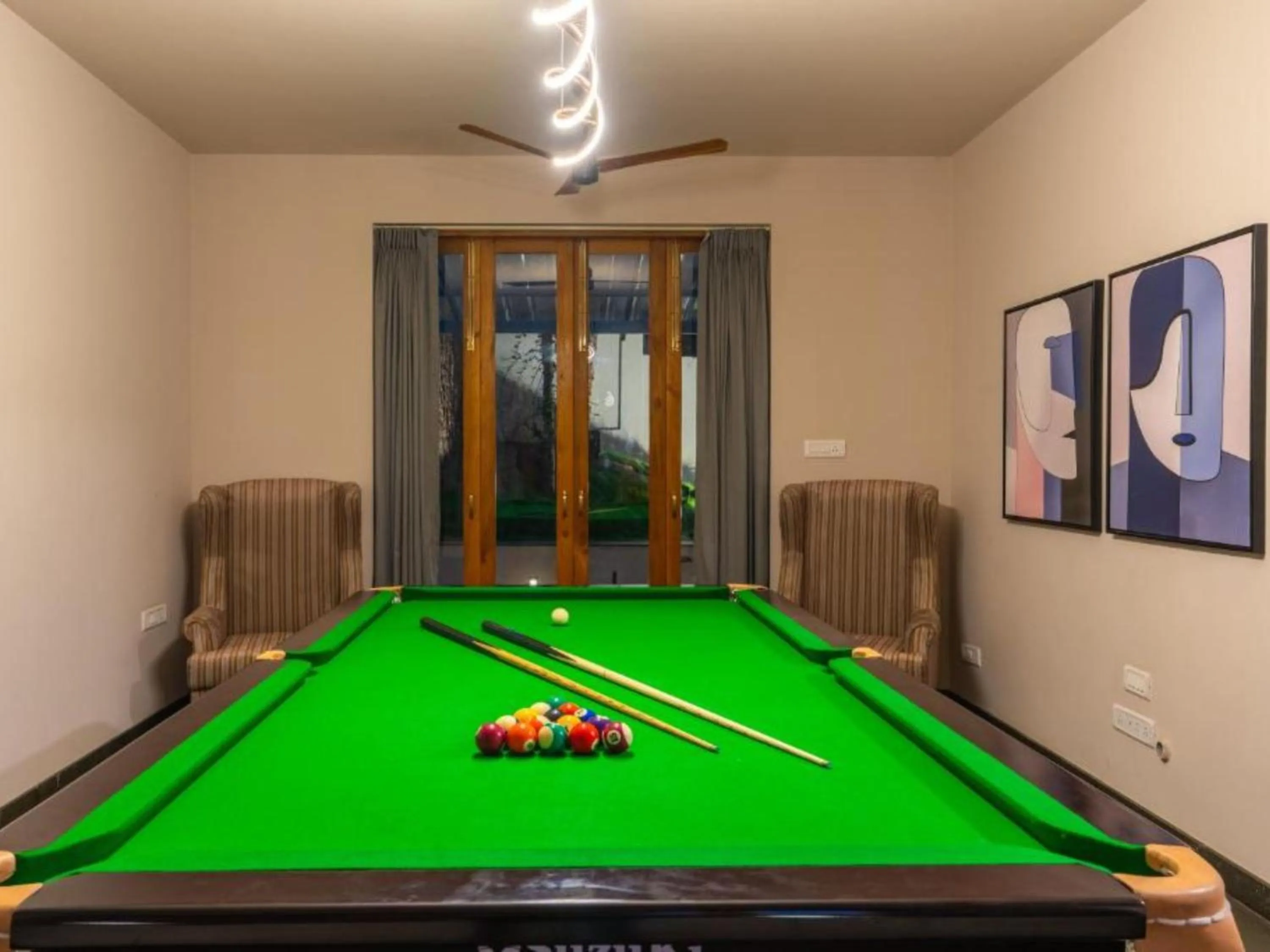 Billiard in The Hosteller Bam Goa, Saligao - Poshtel