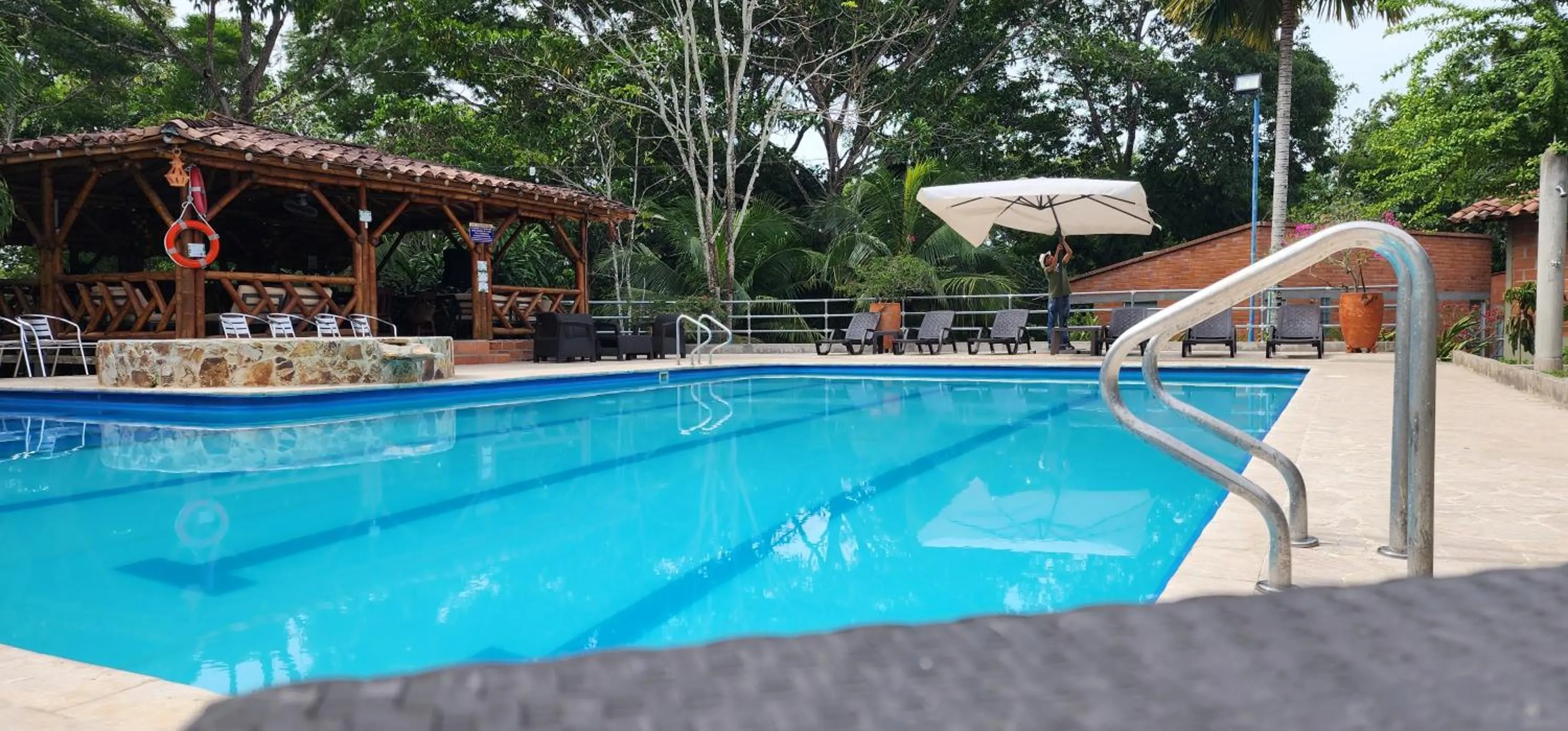 Pool view in Hotel Parador del Gitano