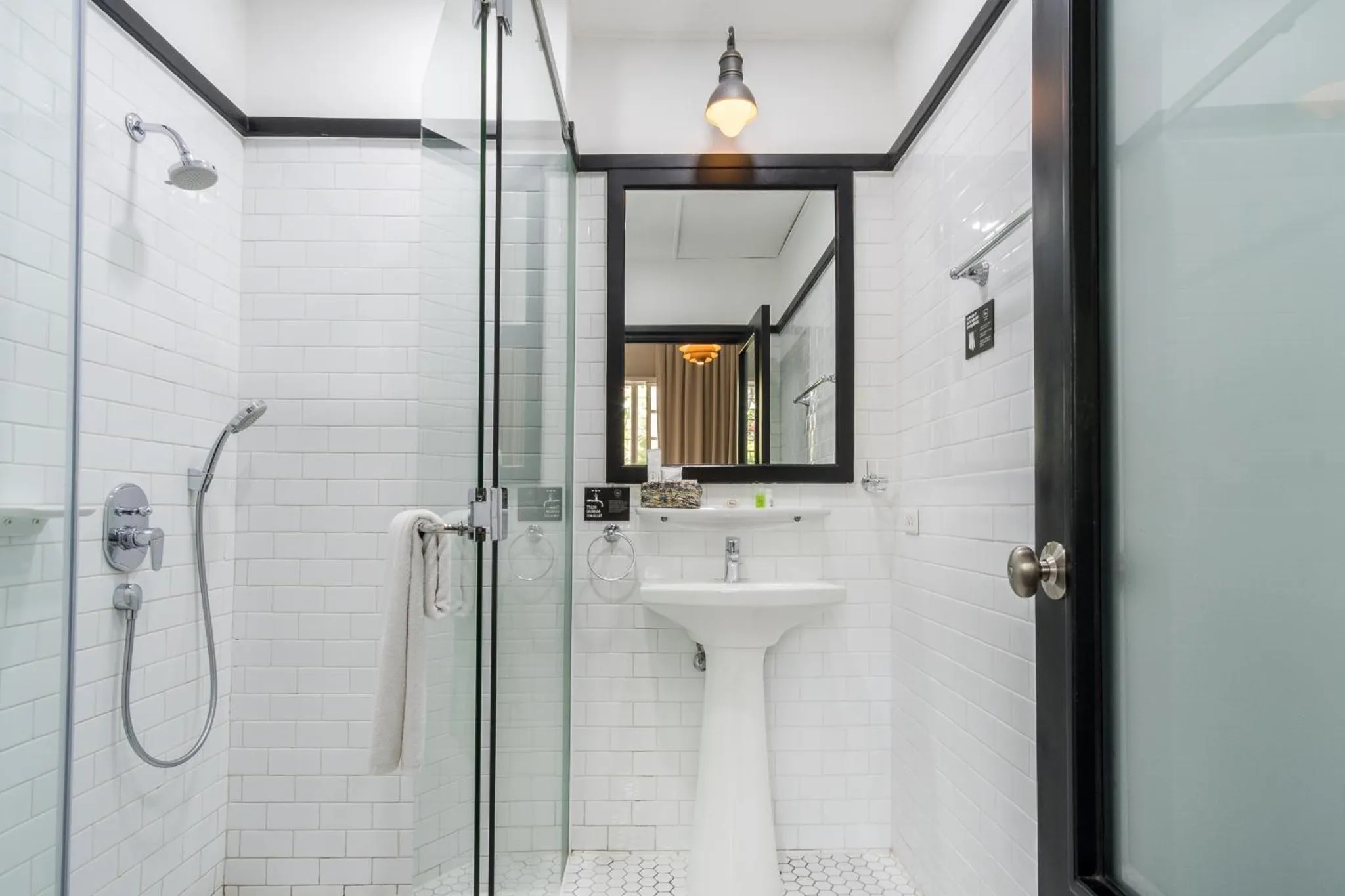 Bathroom in The Henry Hotel Manila