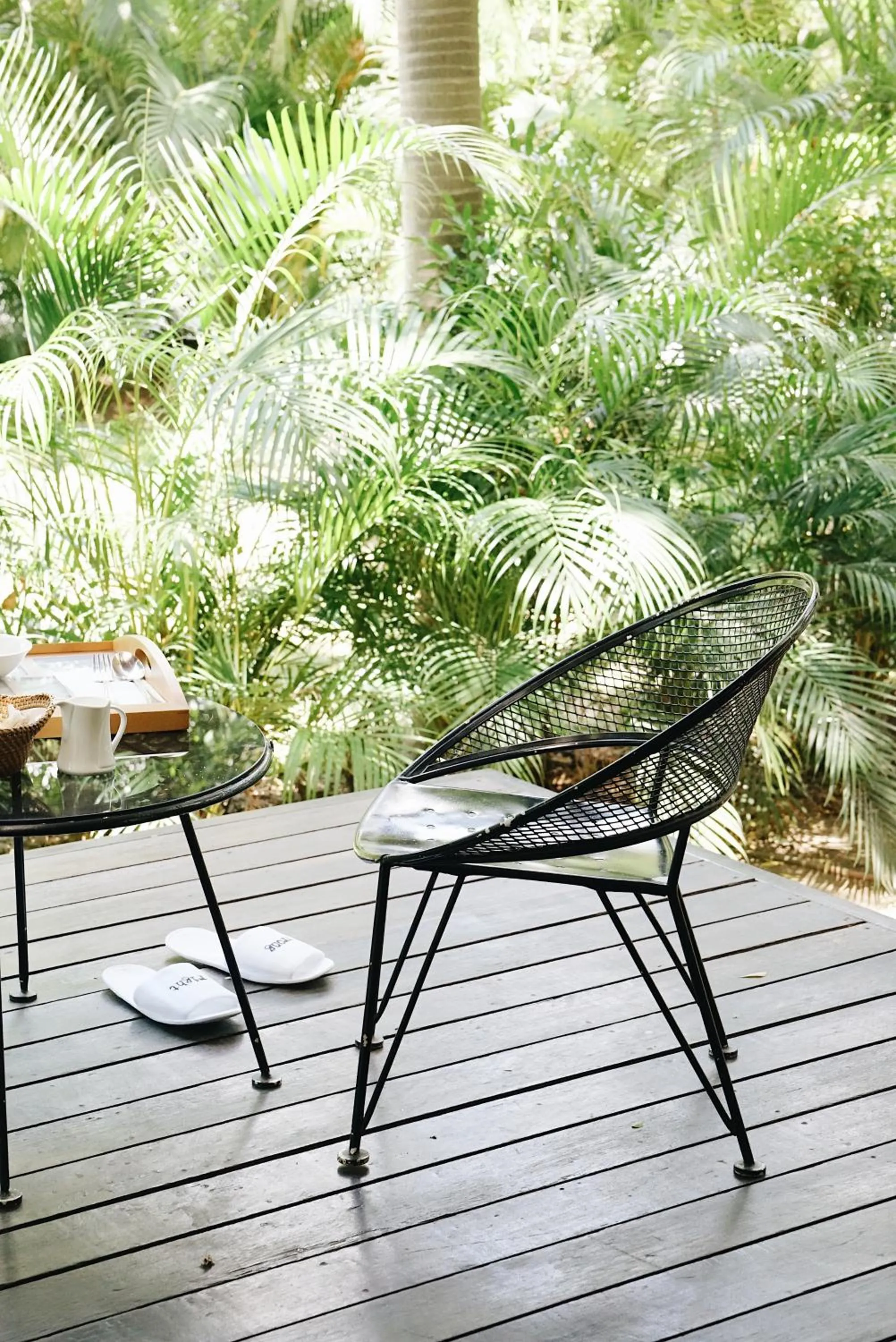 Patio in The Henry Hotel Manila