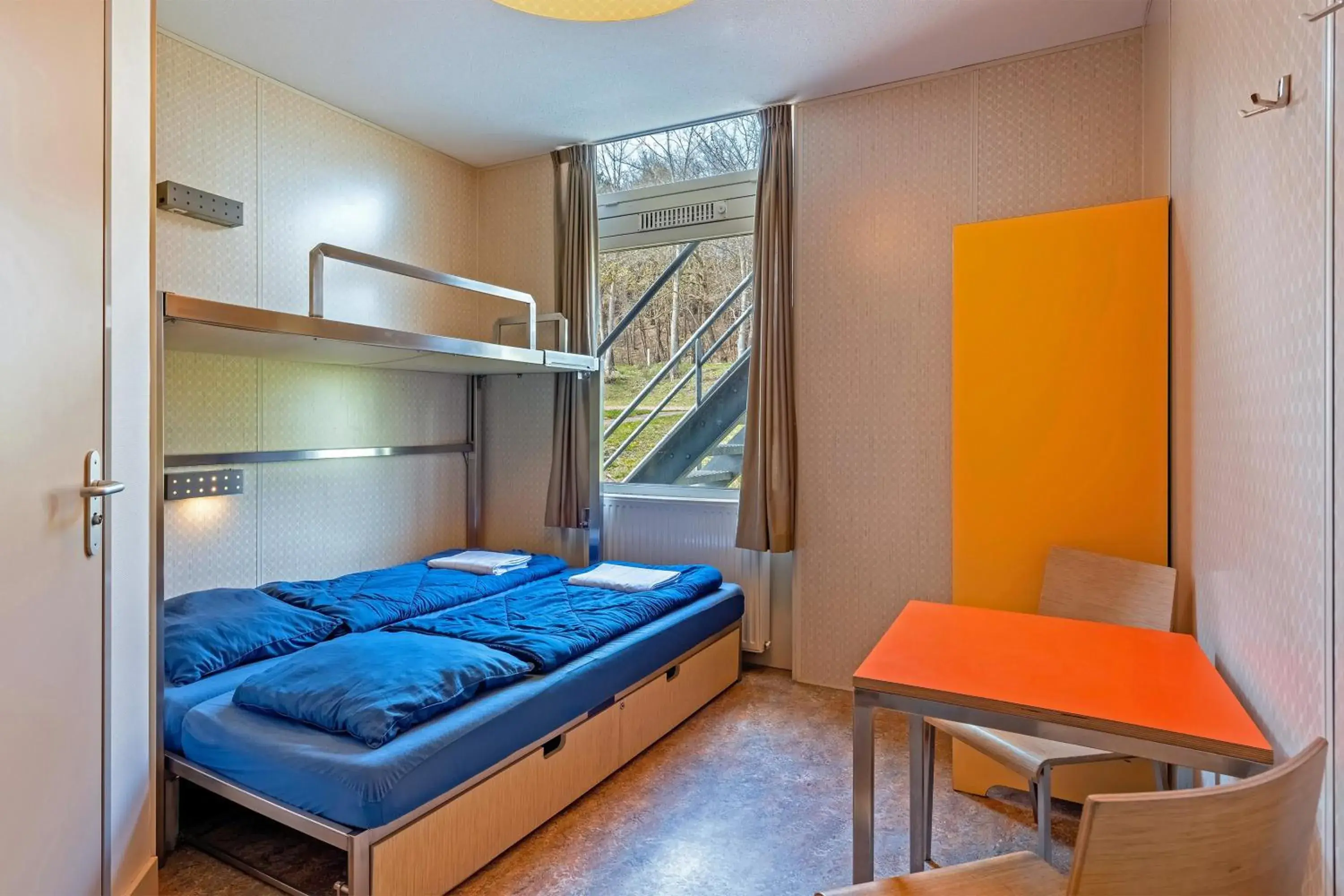 Twin Room with Bunk Beds and Private Bathroom in Stayokay Hostel Noordwijk Twin Room with Bunk Beds and Private Bathroom in Stayokay Hostel Noordwijk