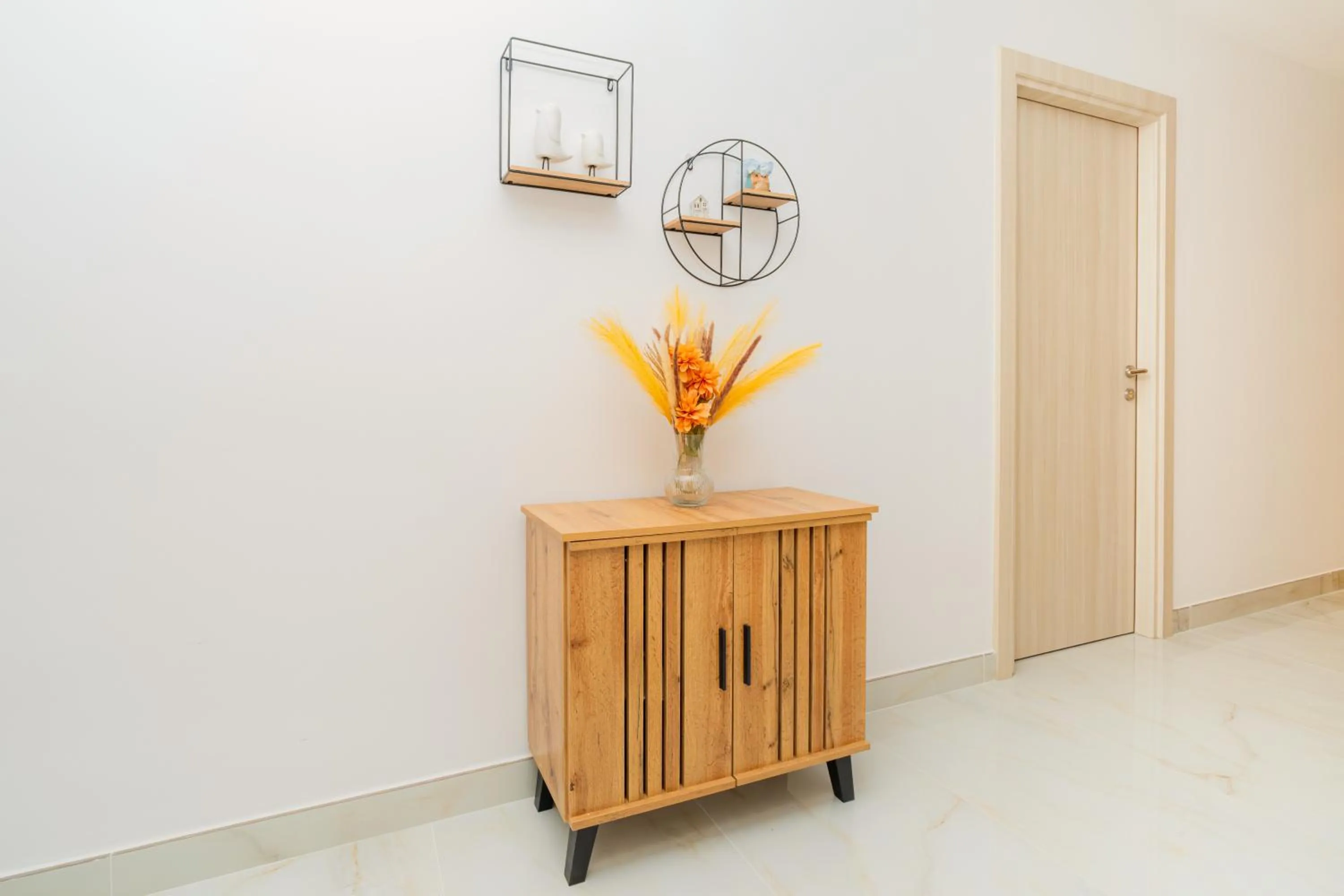 Dubai Marina - 1BHK Apartment