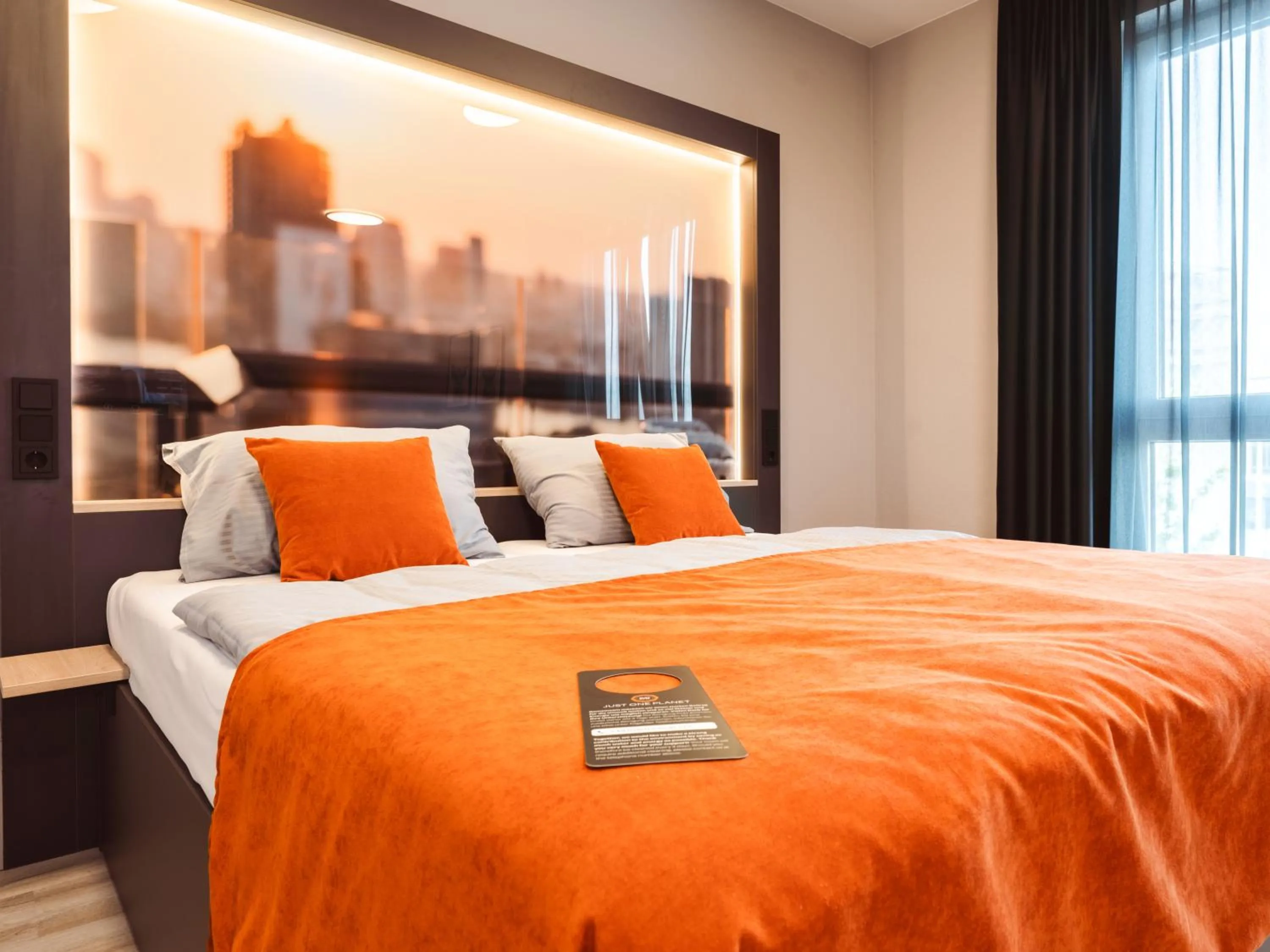 Bed in JustStay München Hotel & Apartments