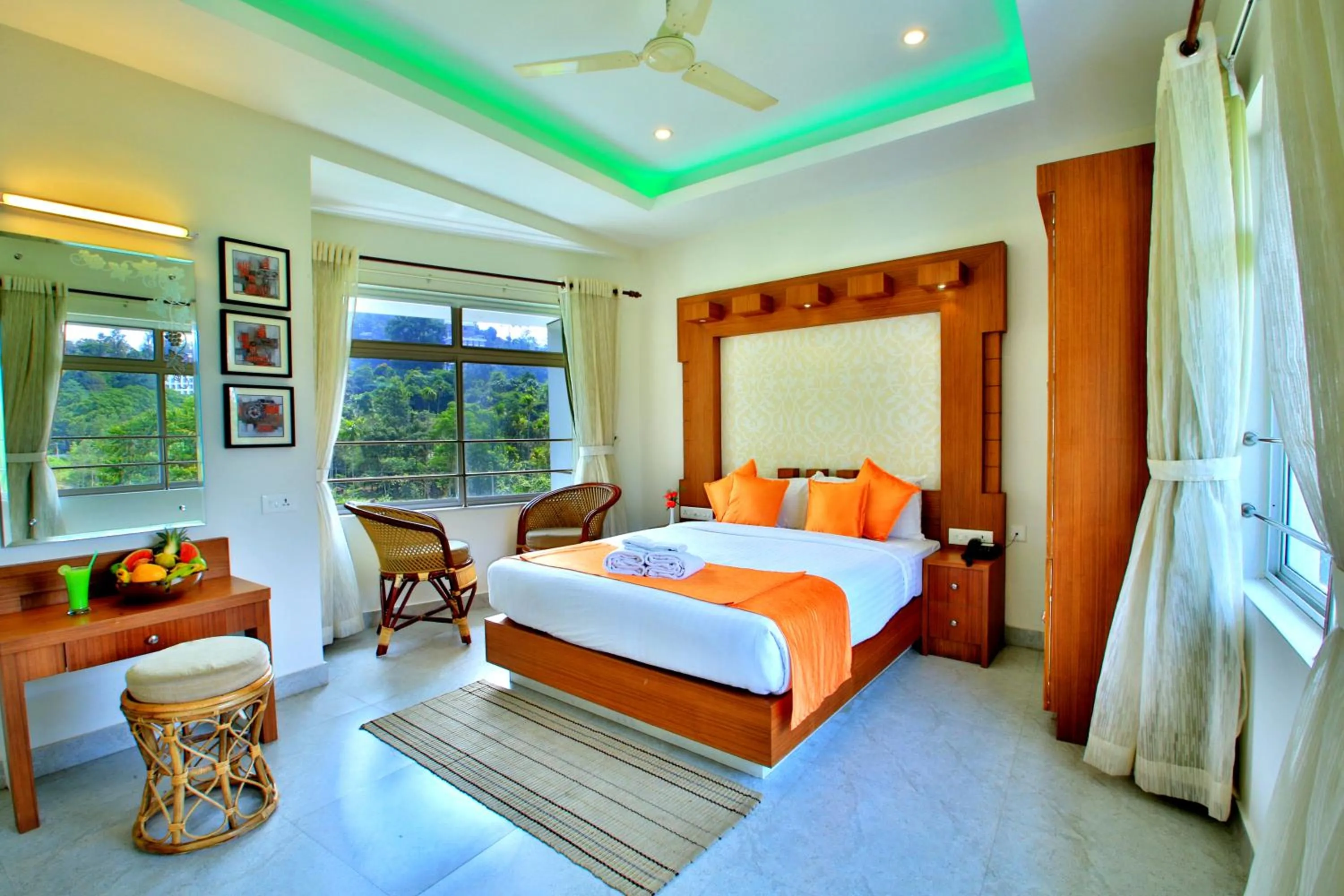 Photo of the whole room, Bed in Monsoon Grande