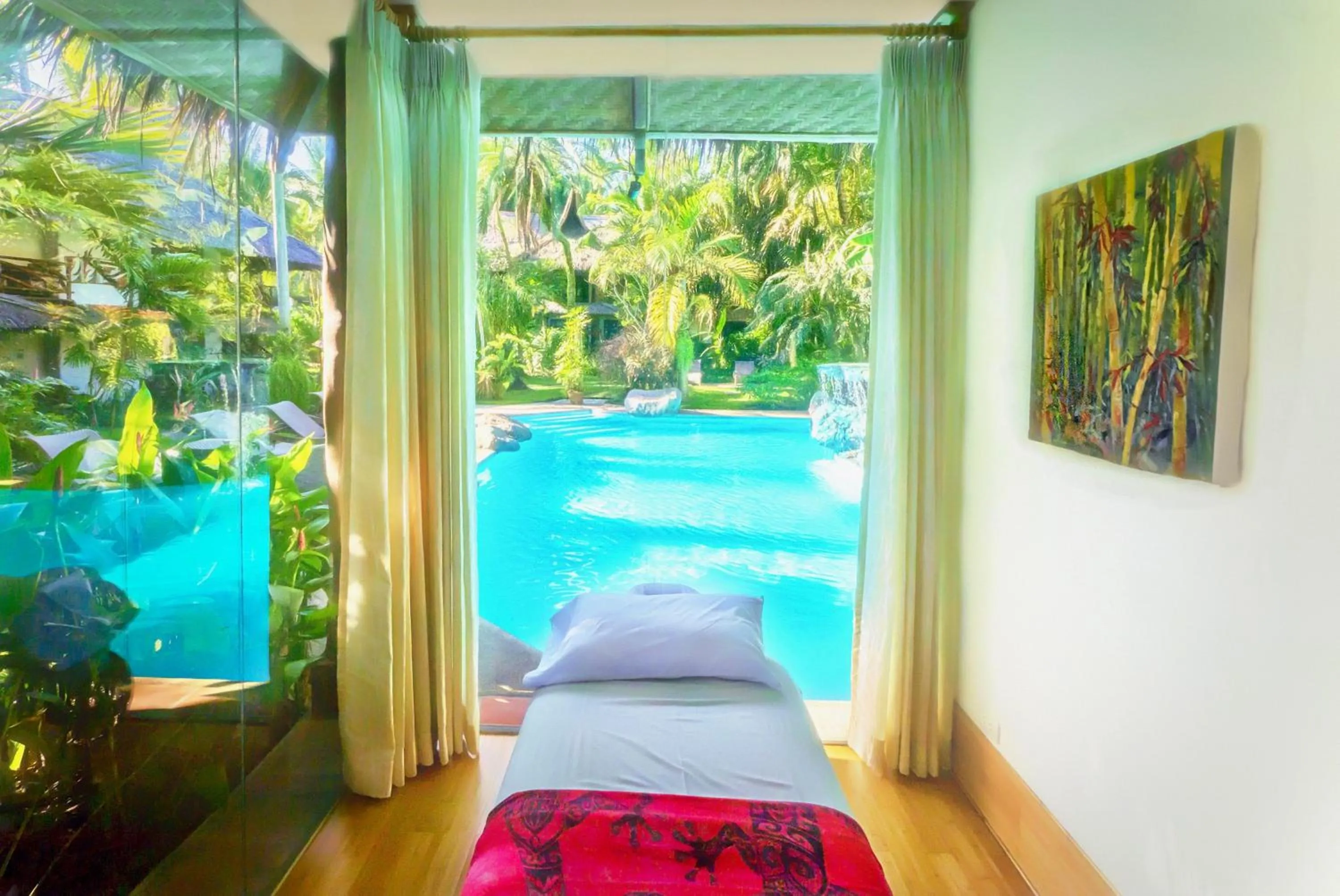 Massage in Atlantis Dive Resort Dumaguete