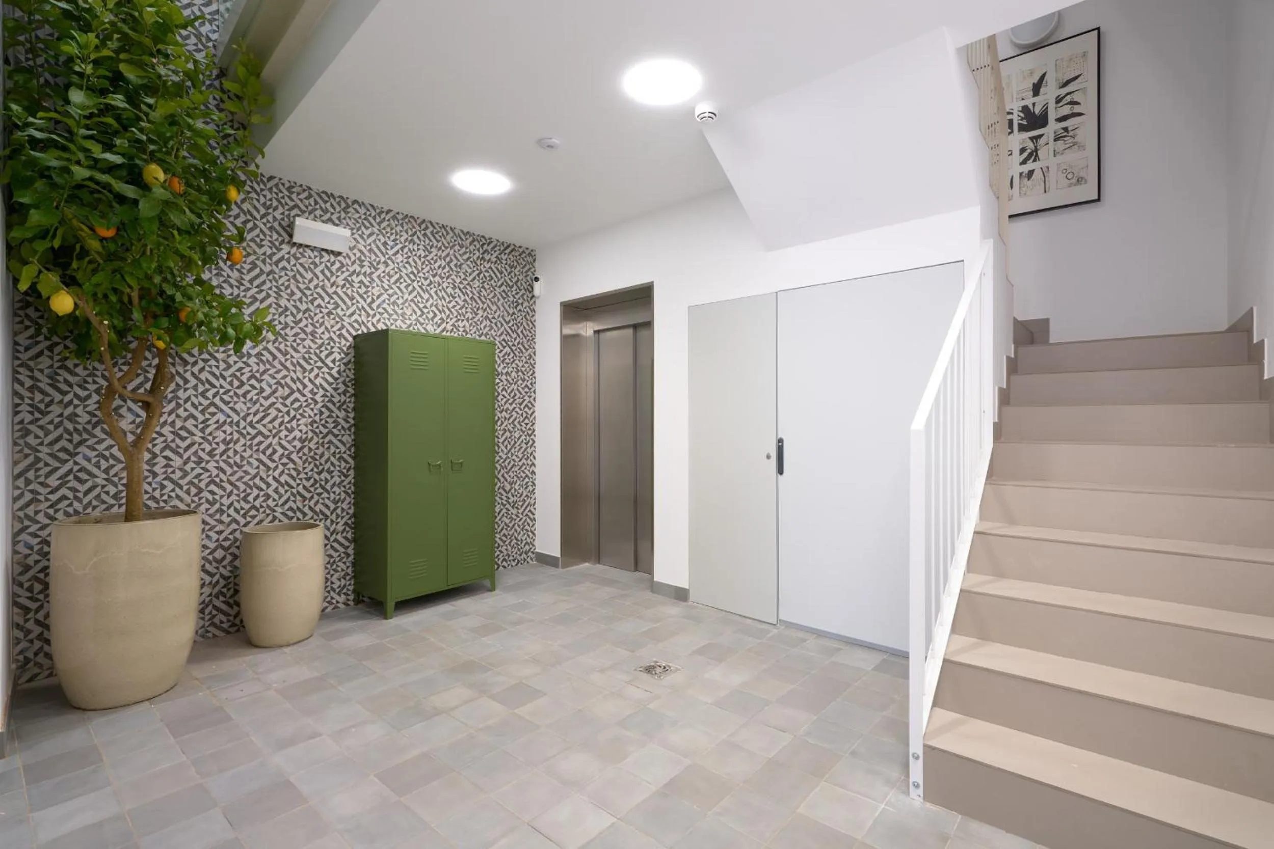 elevator in Naranjas y Limones, by Homing U