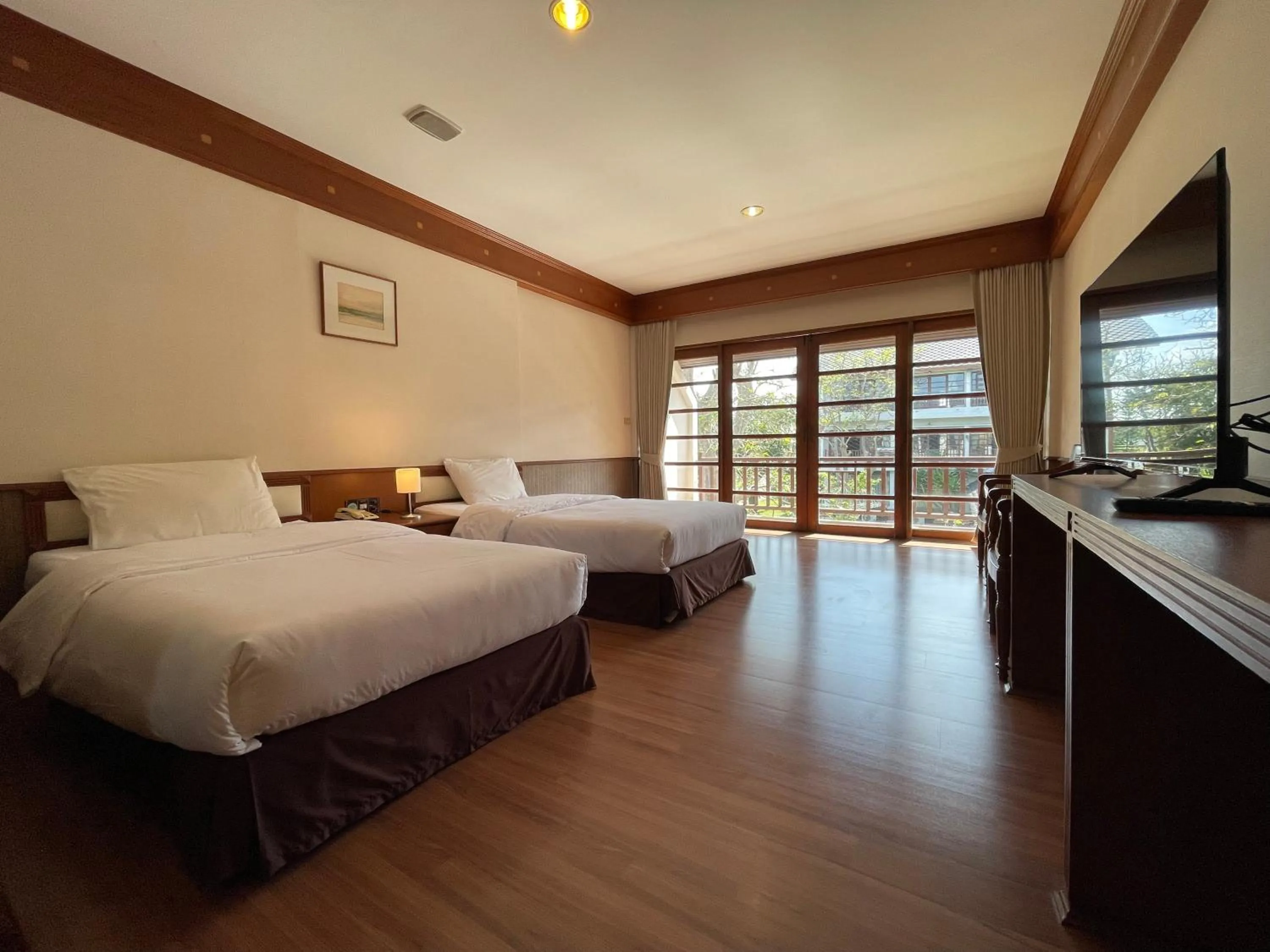 Bedroom, Bed in Korat Resort Hotel