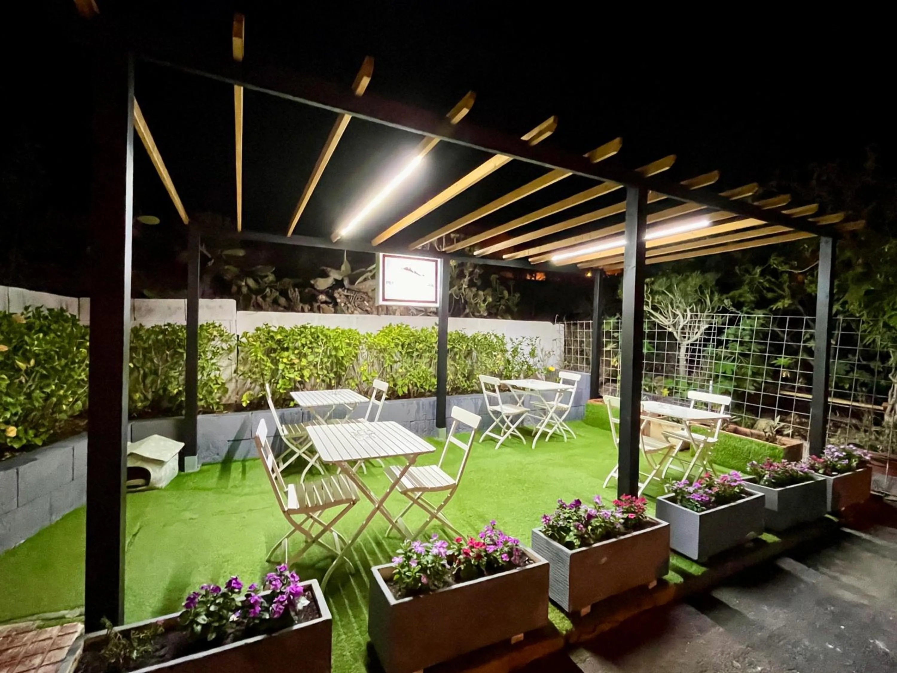 Garden in Pensión Cassandra