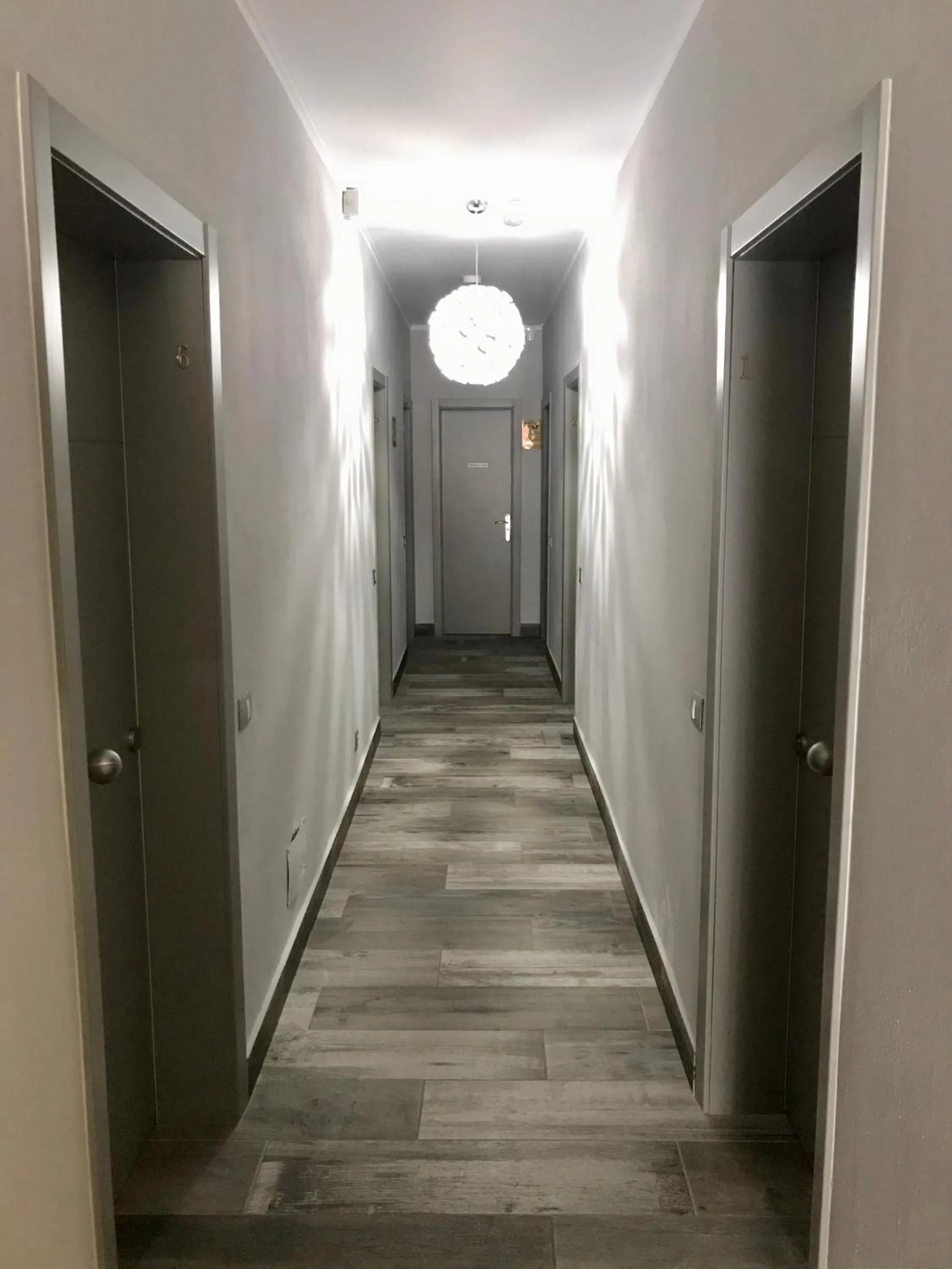 Decorative detail in Pensión Cassandra