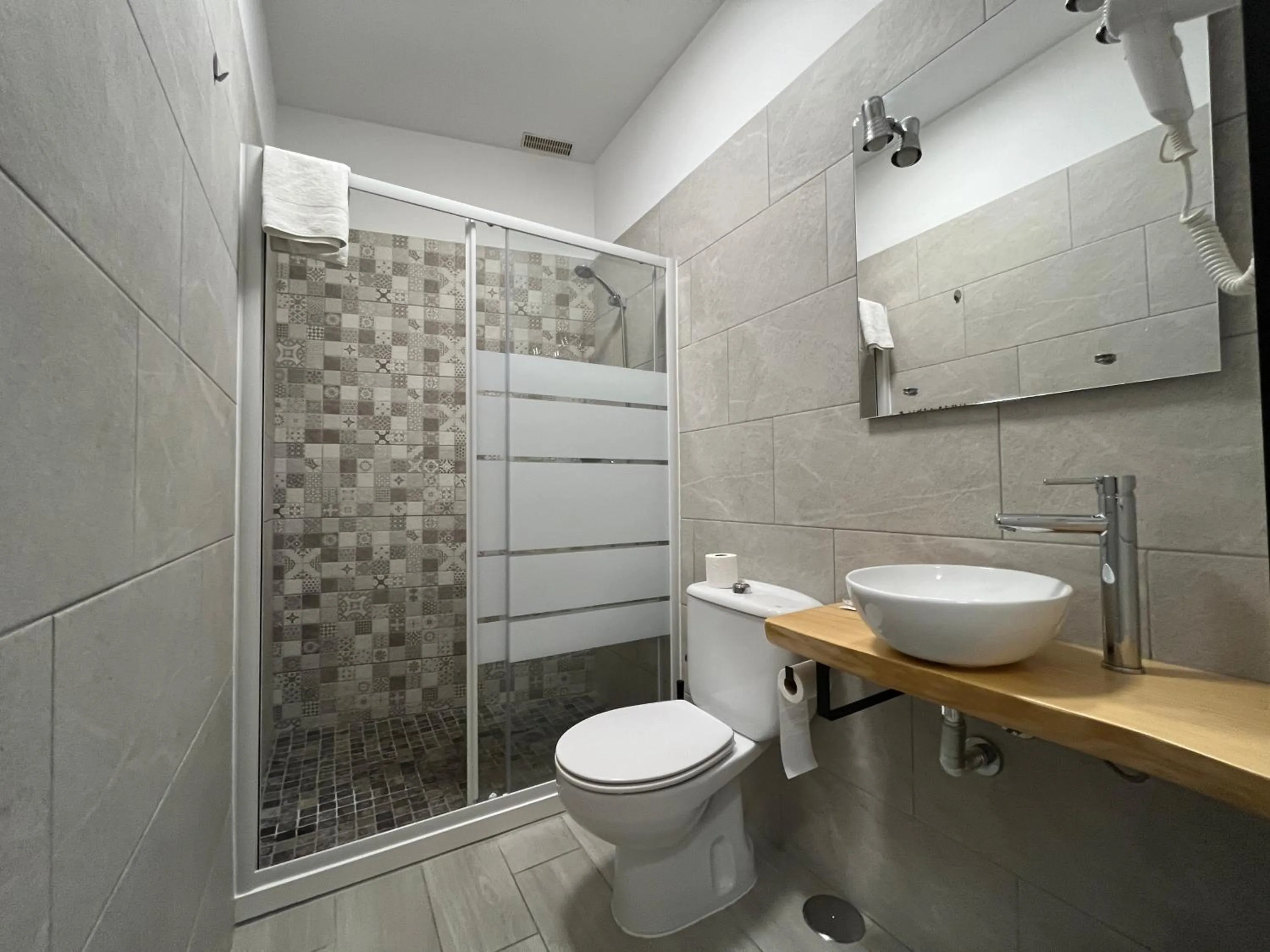 Bathroom in Pensión Cassandra