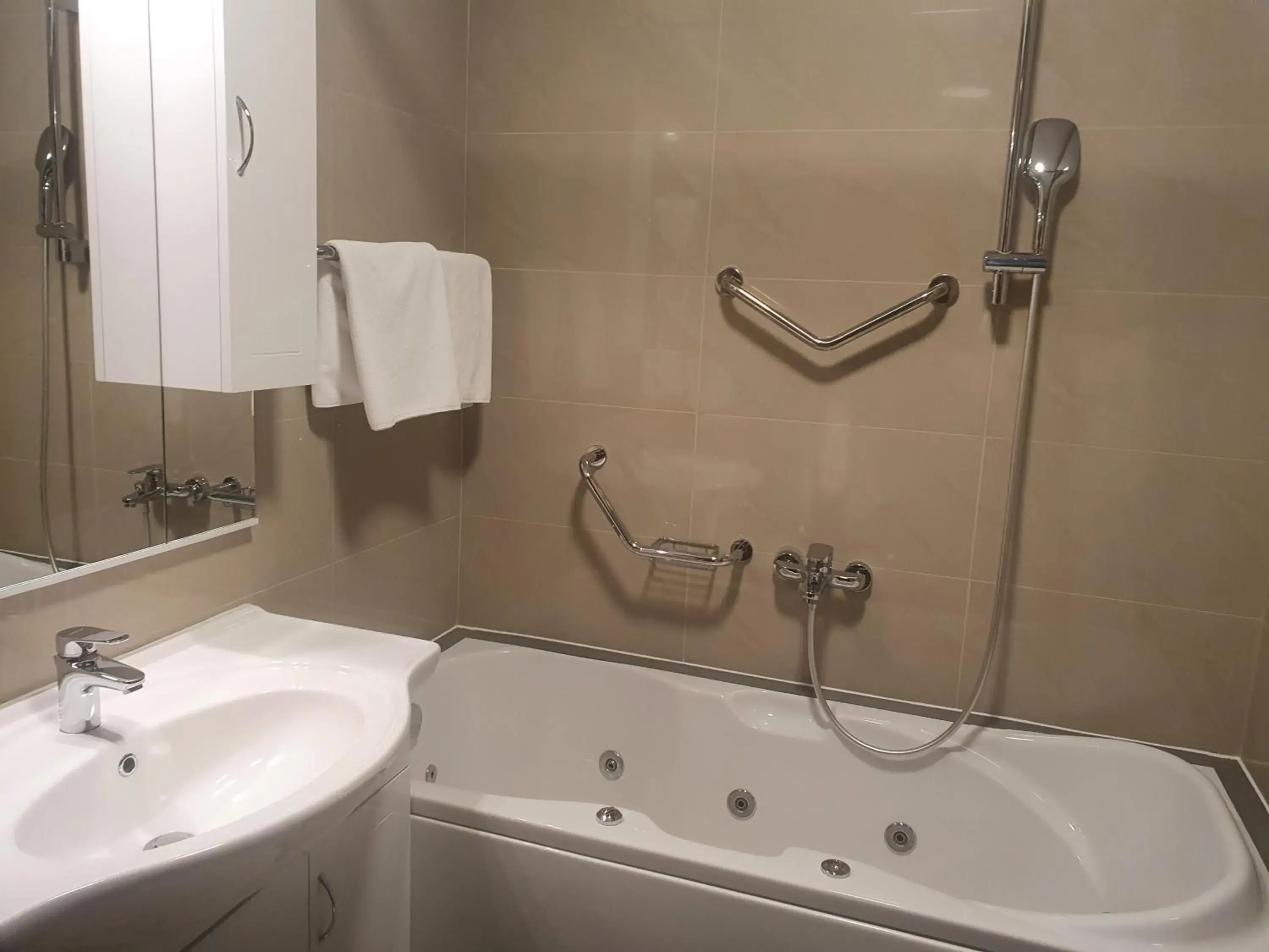 Superior Apartment in Hotel Europa Superior Apartment in Hotel Europa