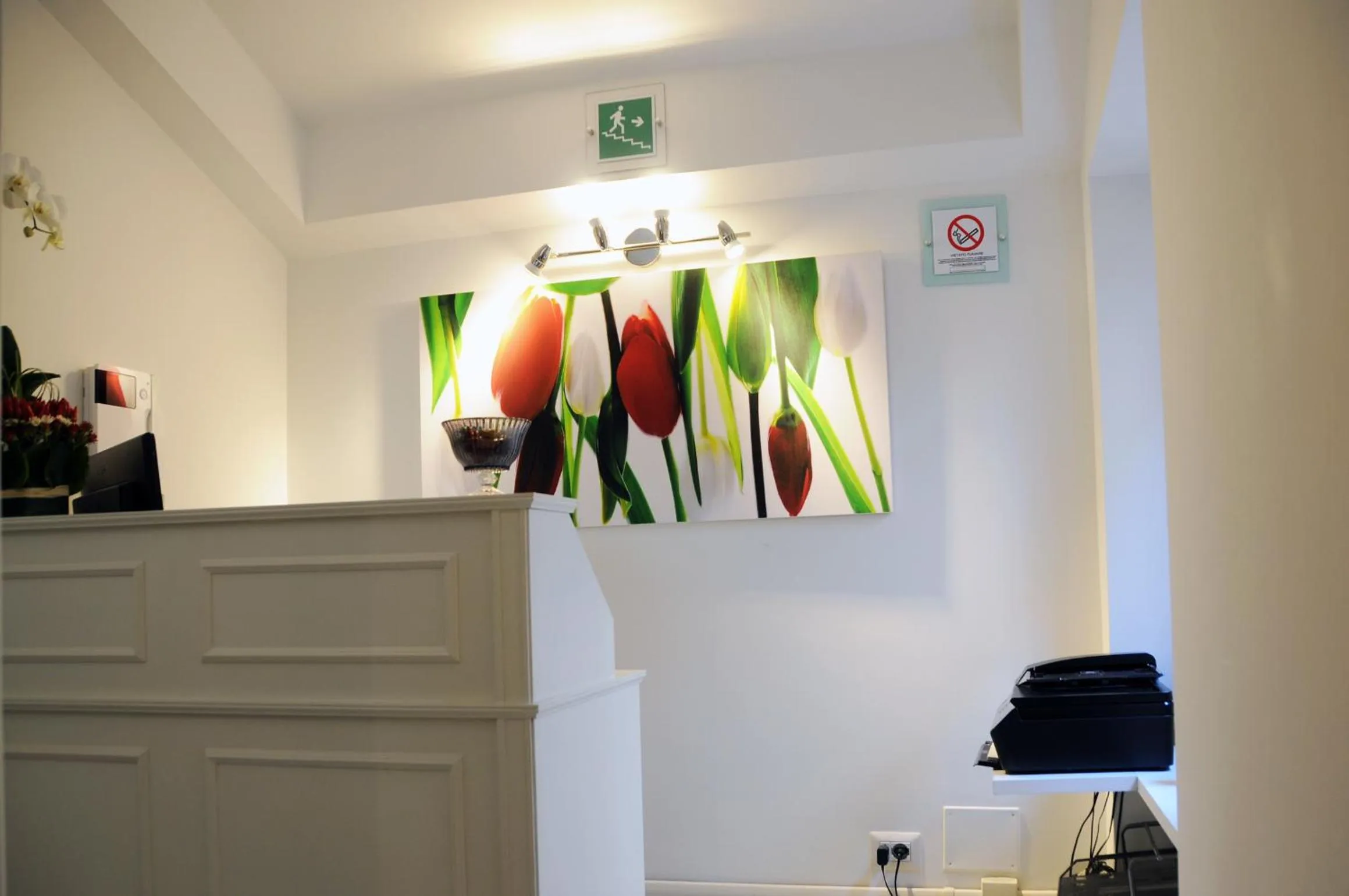 Lobby or reception in Suite Fontana di Trevi