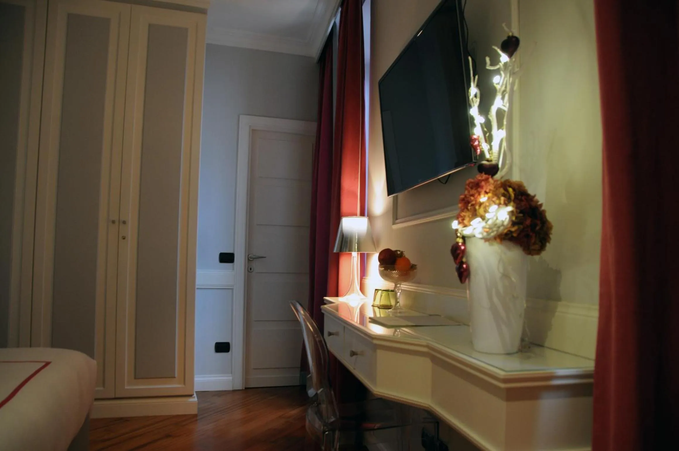 Bedroom in Suite Fontana di Trevi