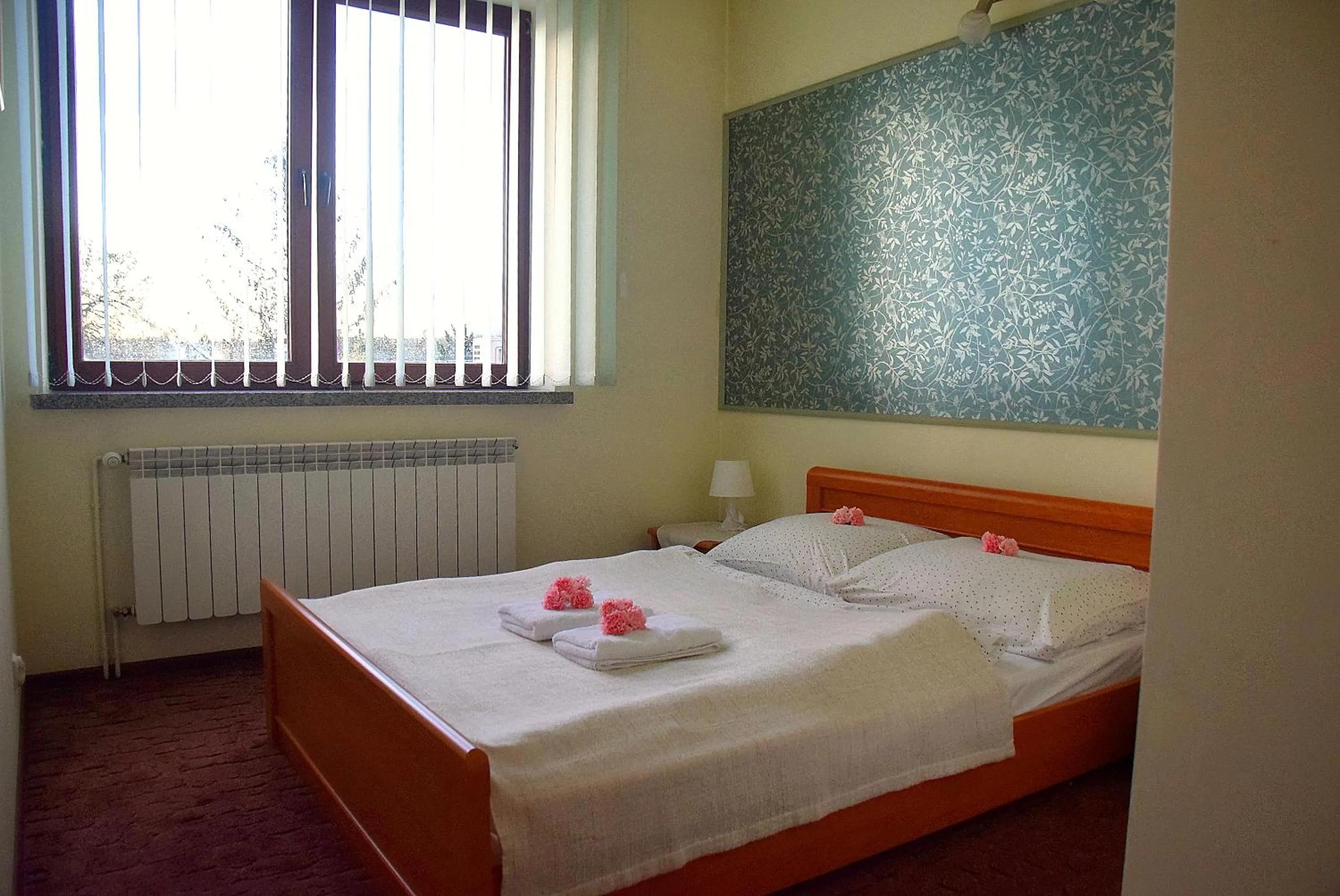 Bedroom, Bed in Zajazd Kwadrat