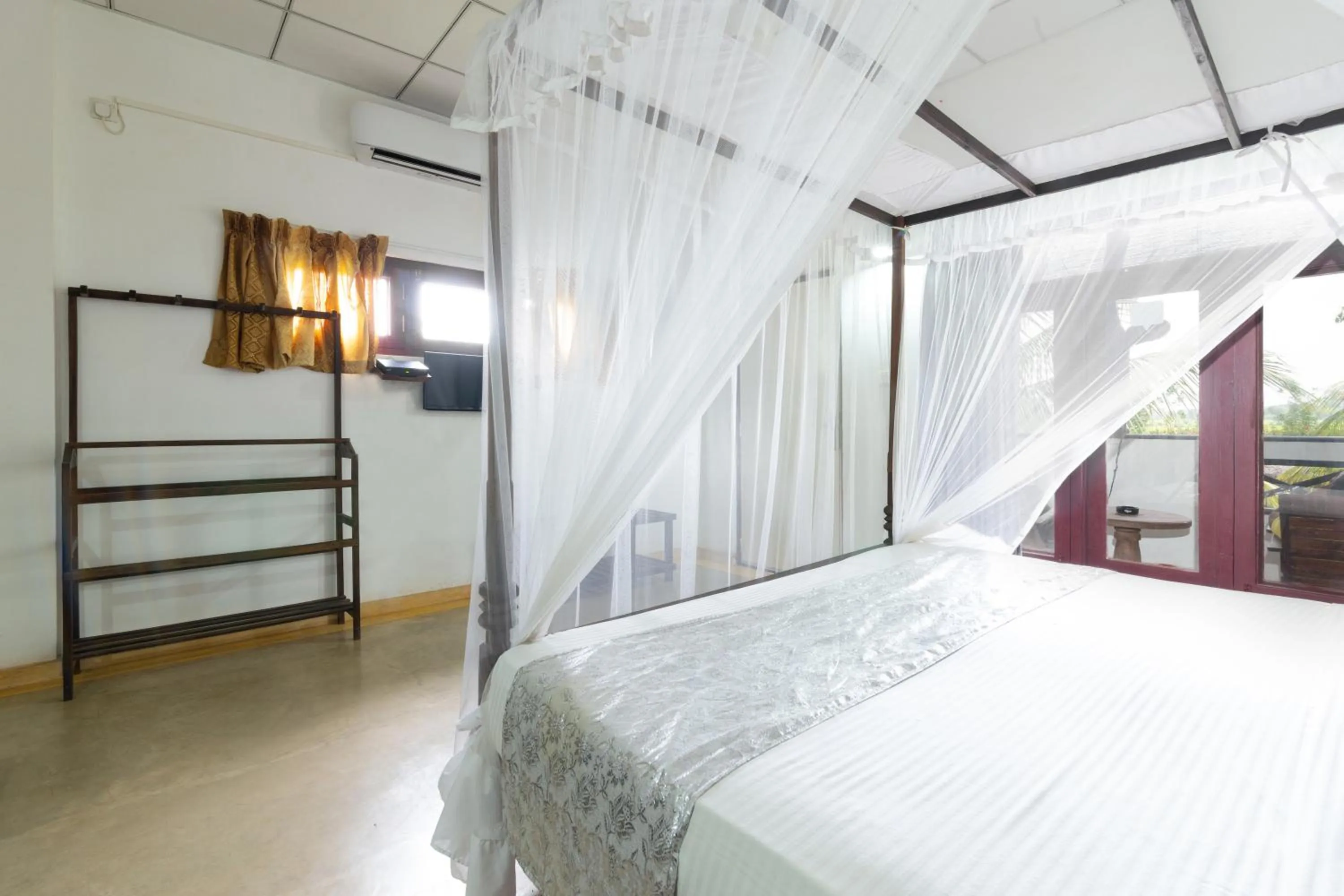 Bedroom, Bed in The Hideout Sigiriya