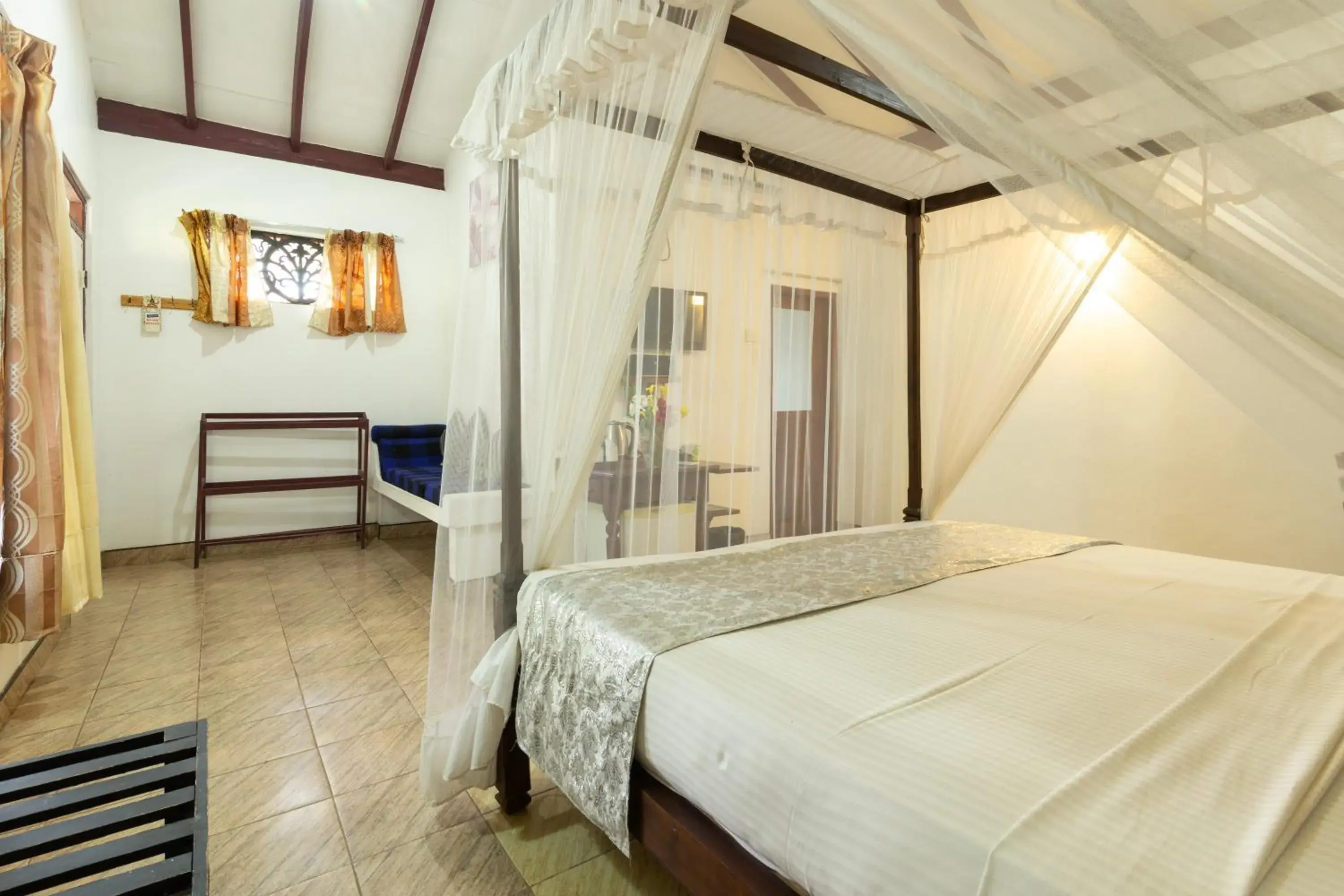 Deluxe Family Room in The Hideout Sigiriya Deluxe Family Room in The Hideout Sigiriya