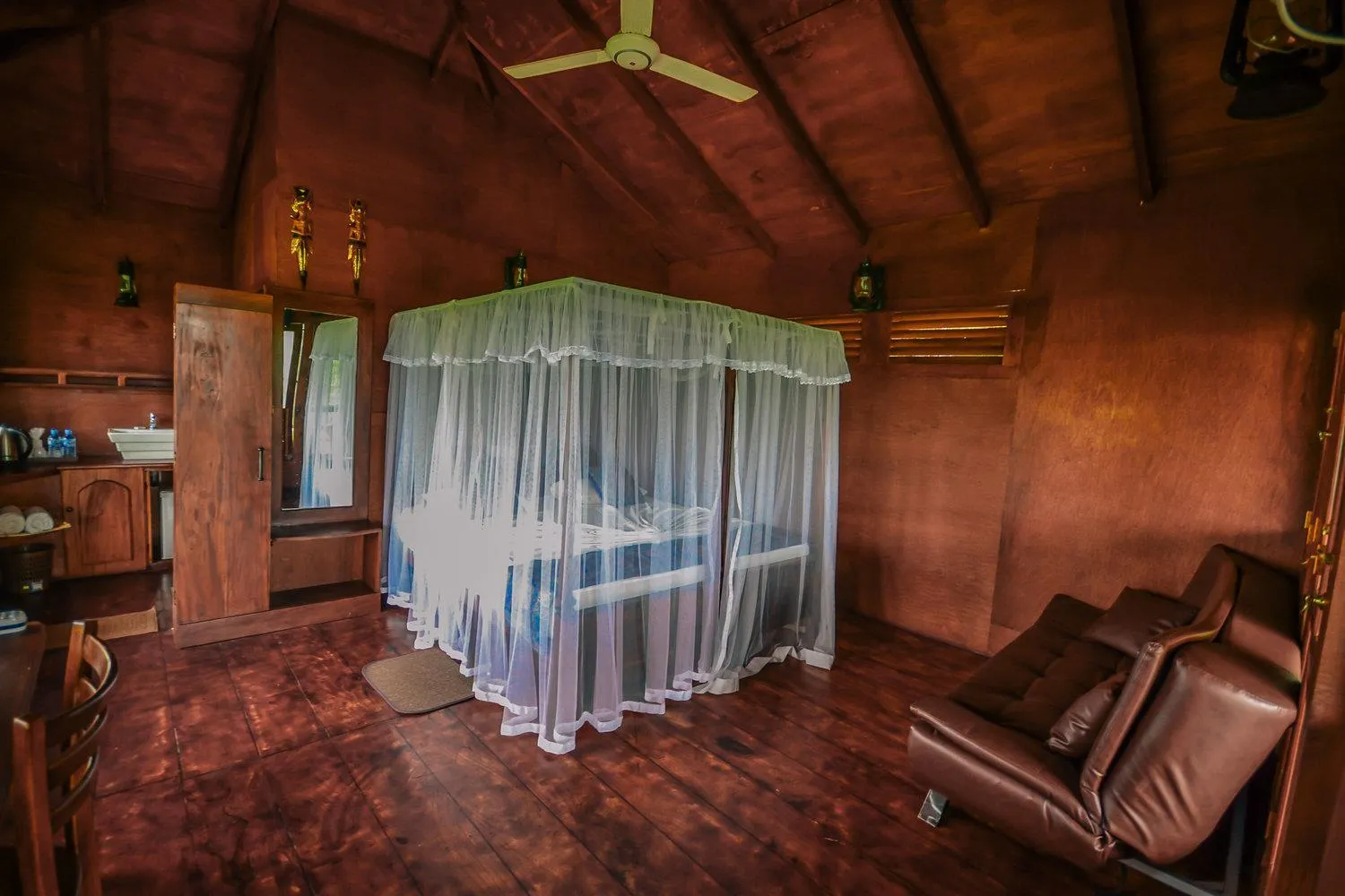 Photo of the whole room in The Hideout Sigiriya