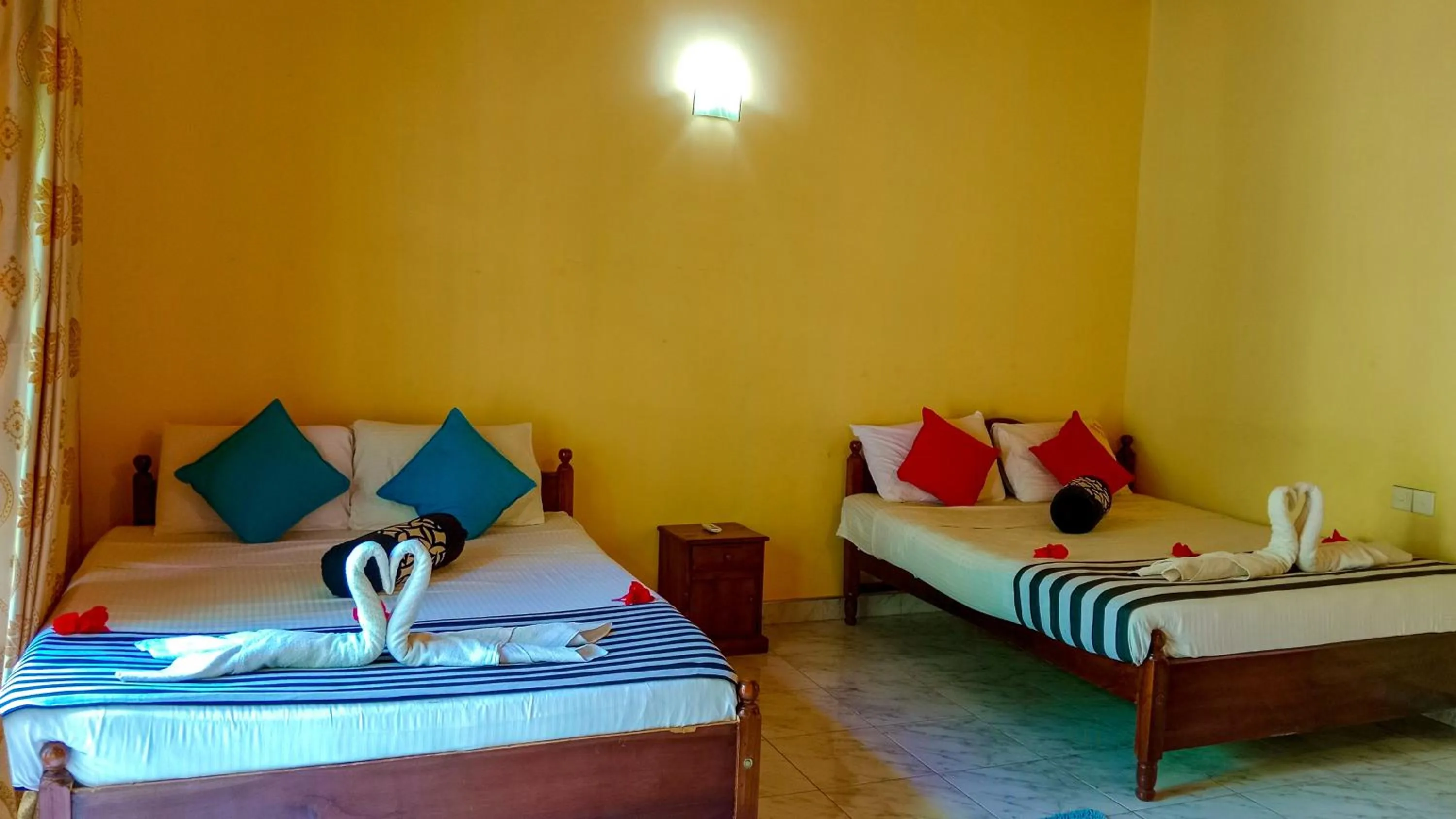 Bed in Sigiri Thilanka Rest Sigiriya