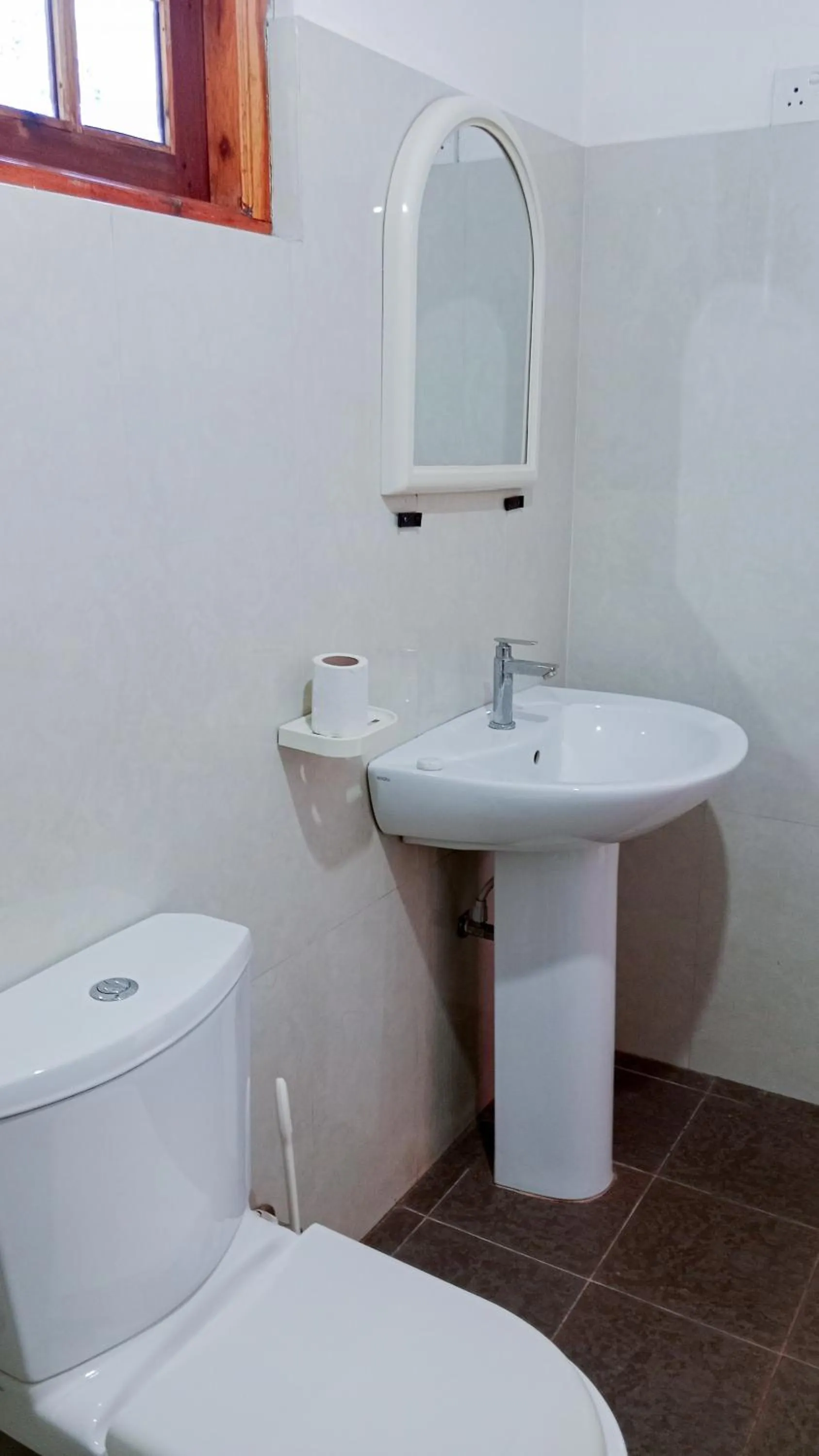 Toilet in Sigiri Thilanka Rest Sigiriya