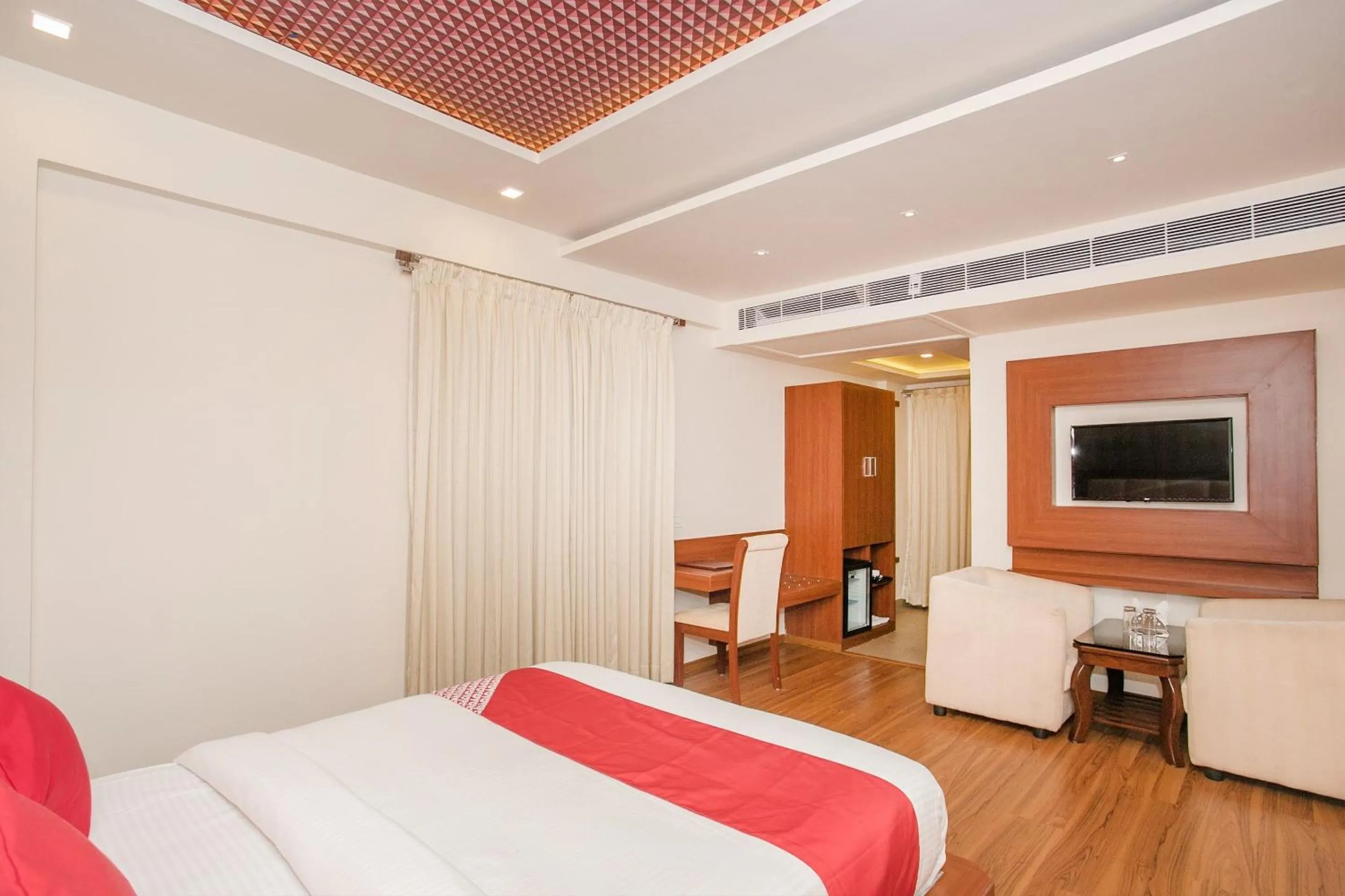 Bedroom, Bed in Hotel O Royal Stay