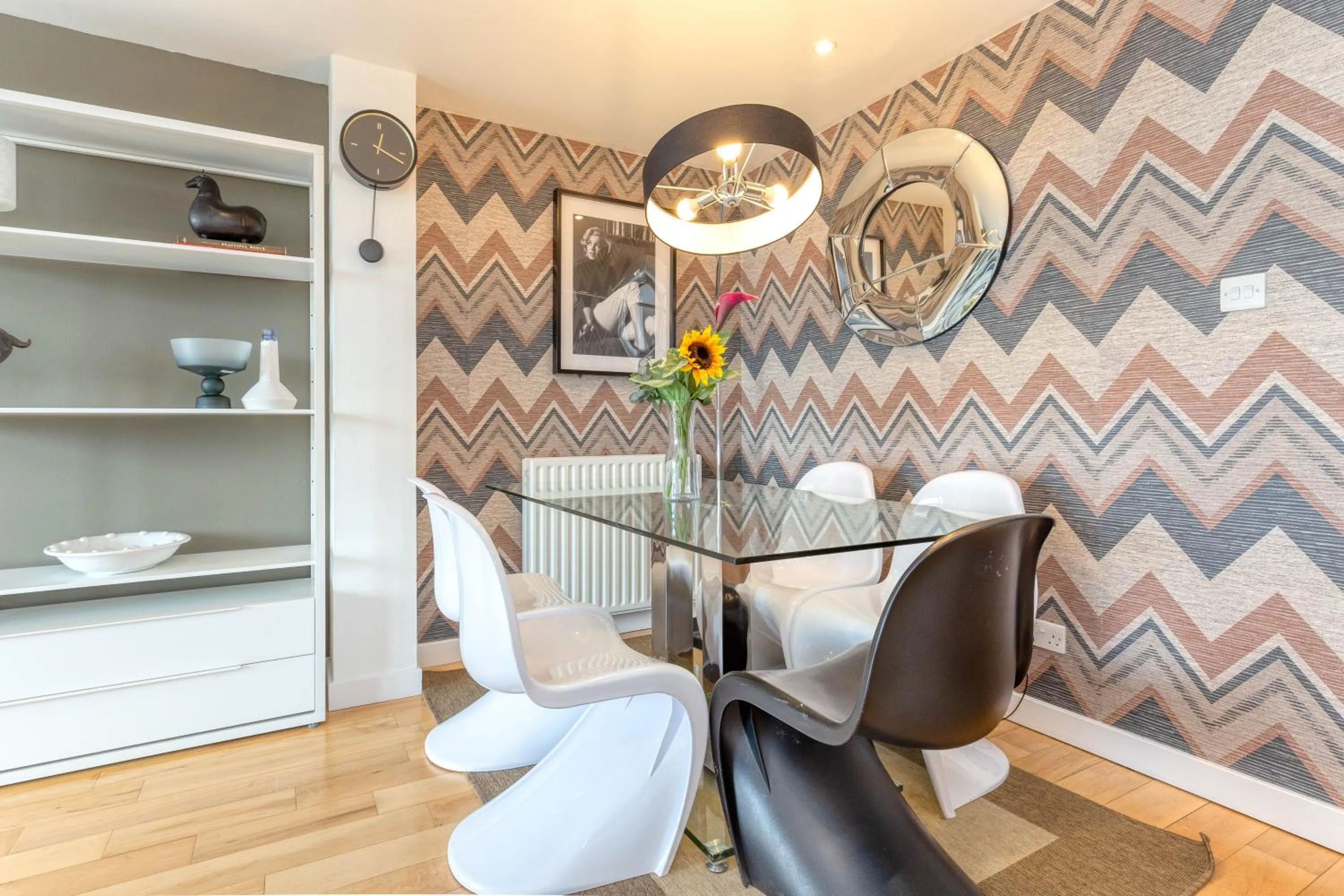 Dining Area in SECC Hydro Executive 7 Apartment