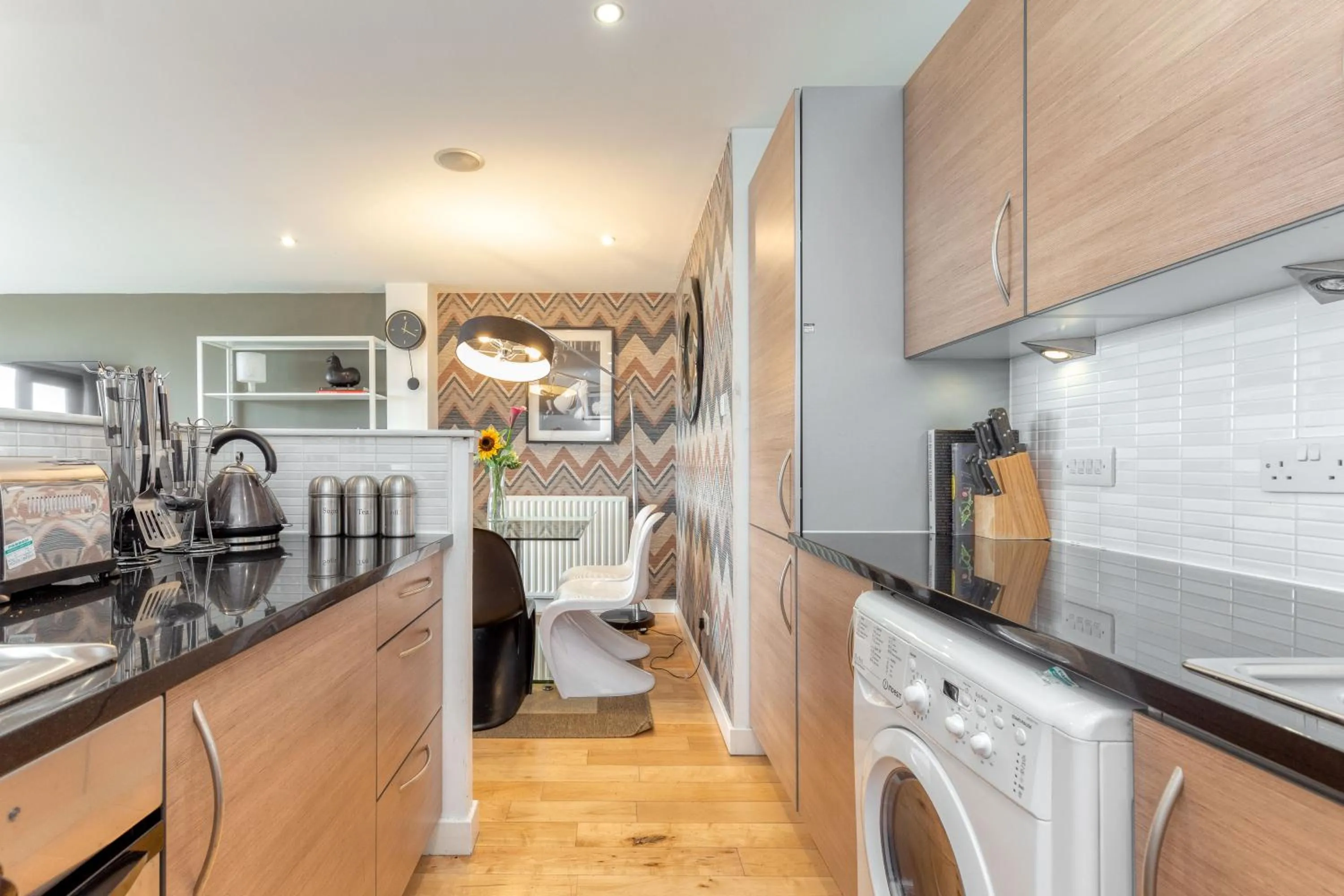 Kitchen/Kitchenette in SECC Hydro Executive 7 Apartment