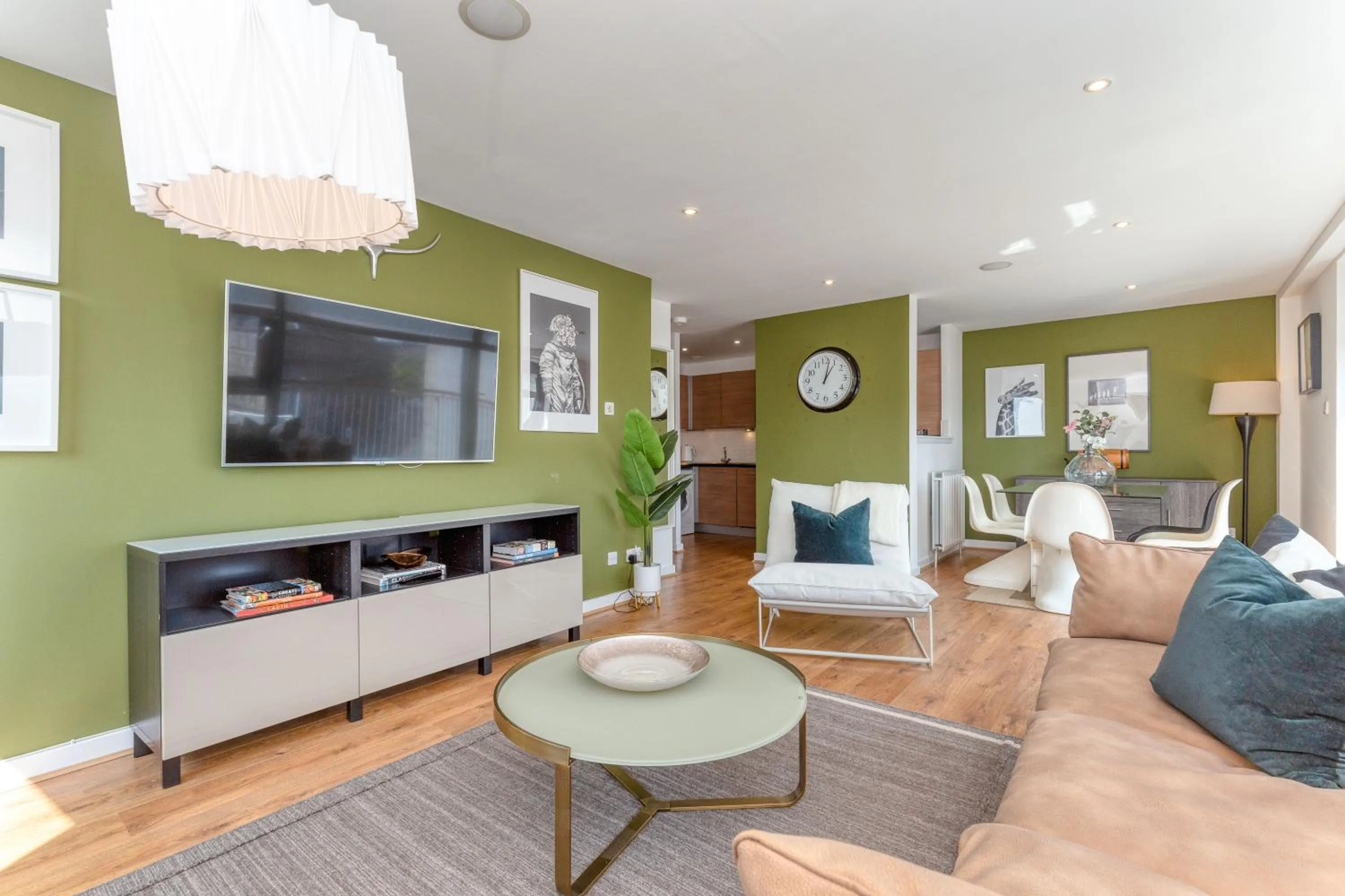 Seating Area in SECC Hydro Executive 7 Apartment