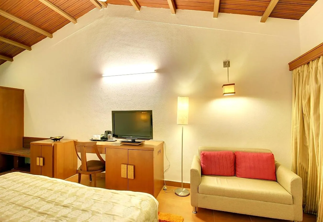 TV and multimedia, Bed in Holiday Resort & Spa A Unit of S Poddar Group