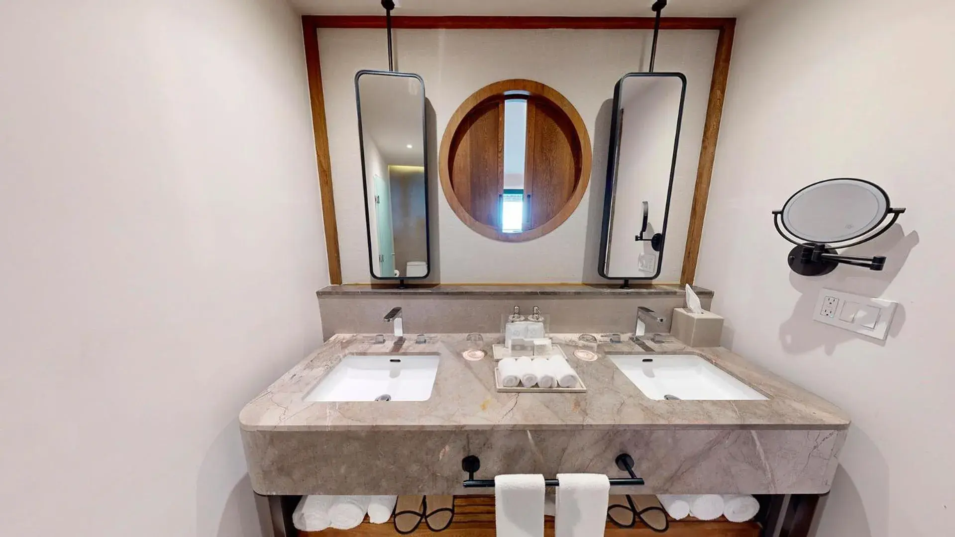 Deluxe Room in AVA Resort Cancun - All Inclusive Deluxe Room in AVA Resort Cancun - All Inclusive