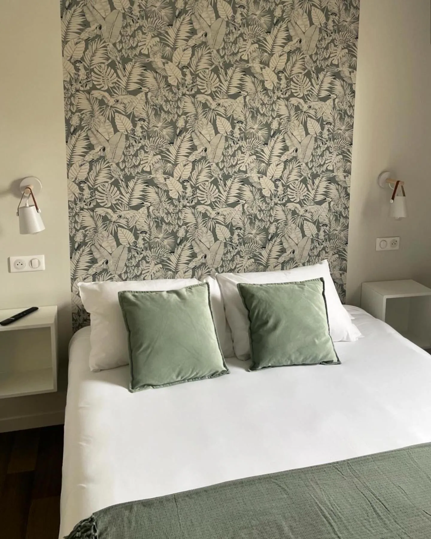 Bed in Ducey Appart'Hôtel - Les Rivières