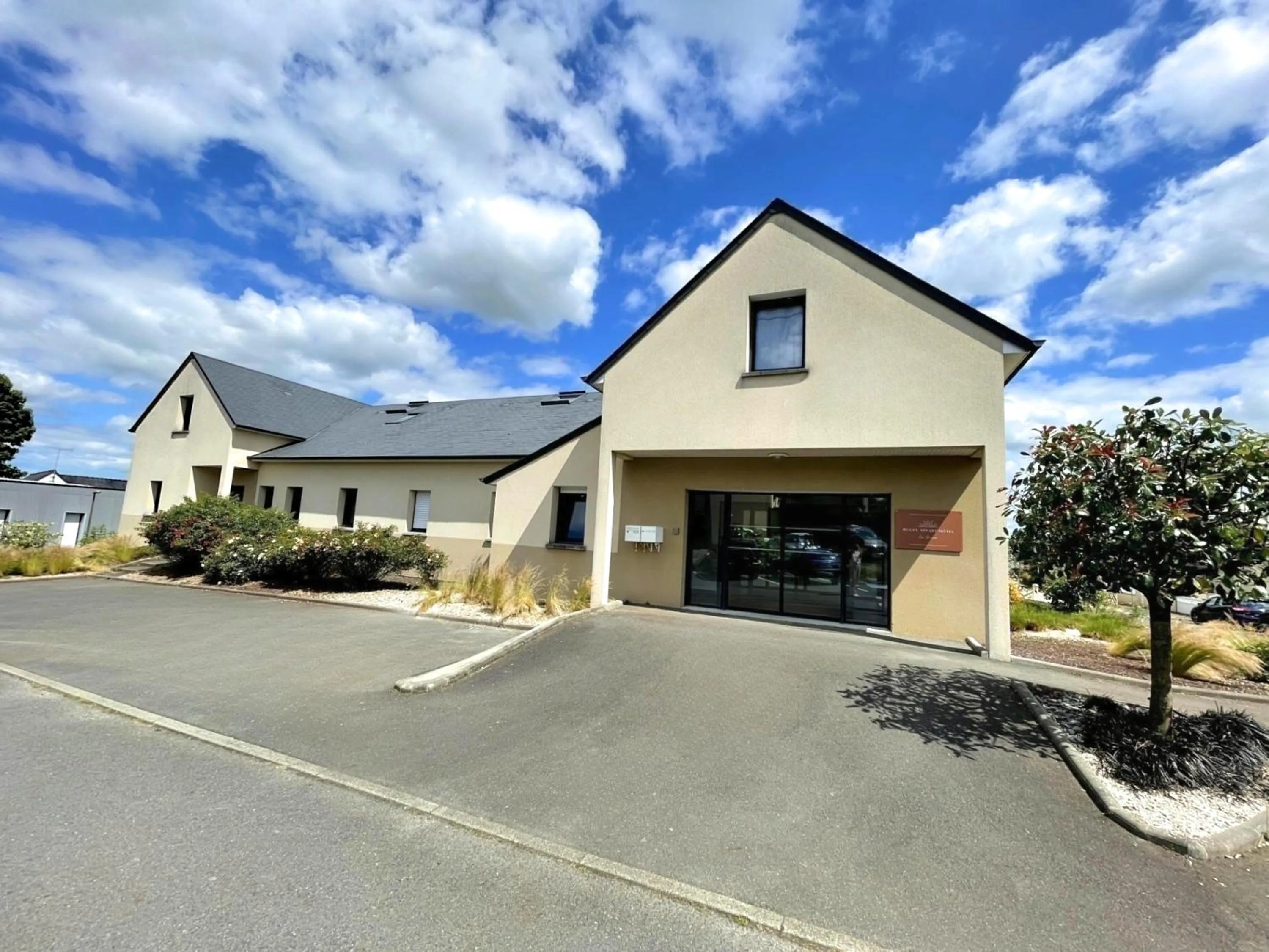 Property building in Ducey Appart'Hôtel - Les Rivières