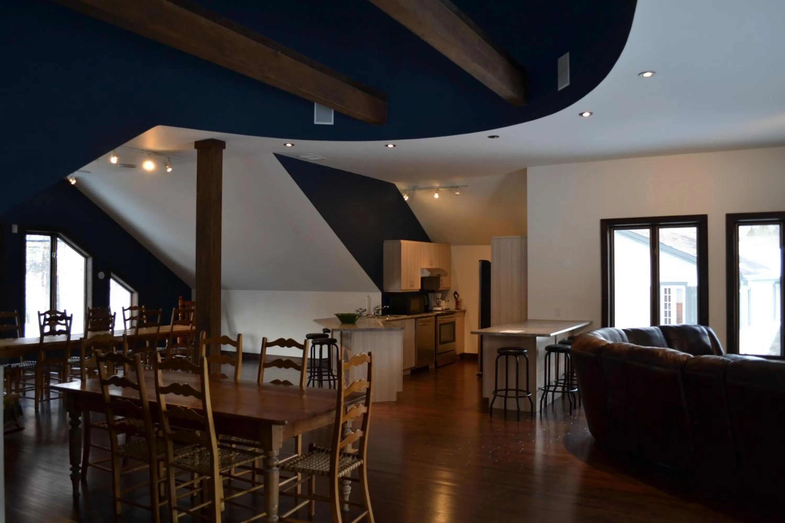 Dining area in Les Chalets Sauvignon