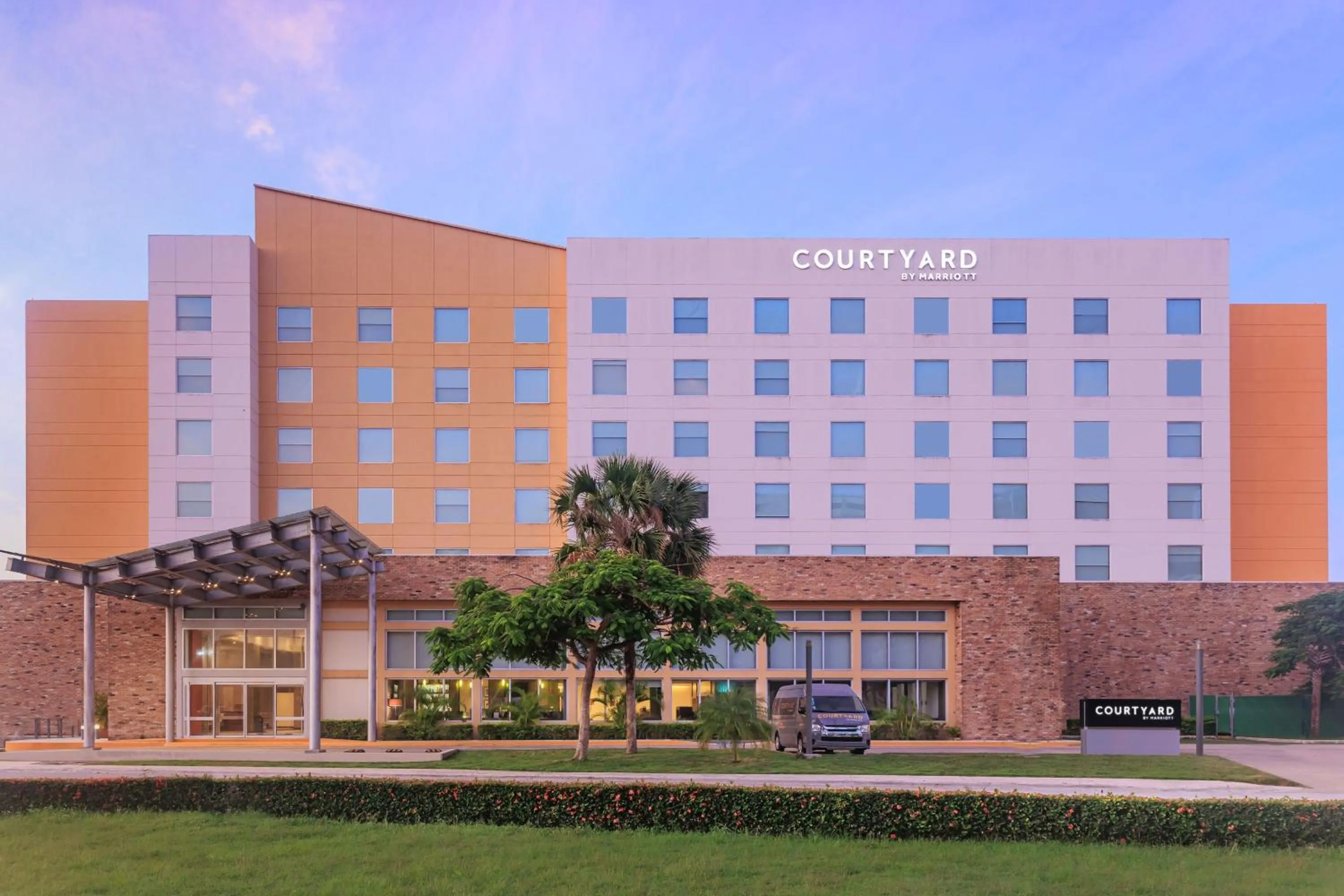 Property building in Hyatt Place Ciudad del Carmen