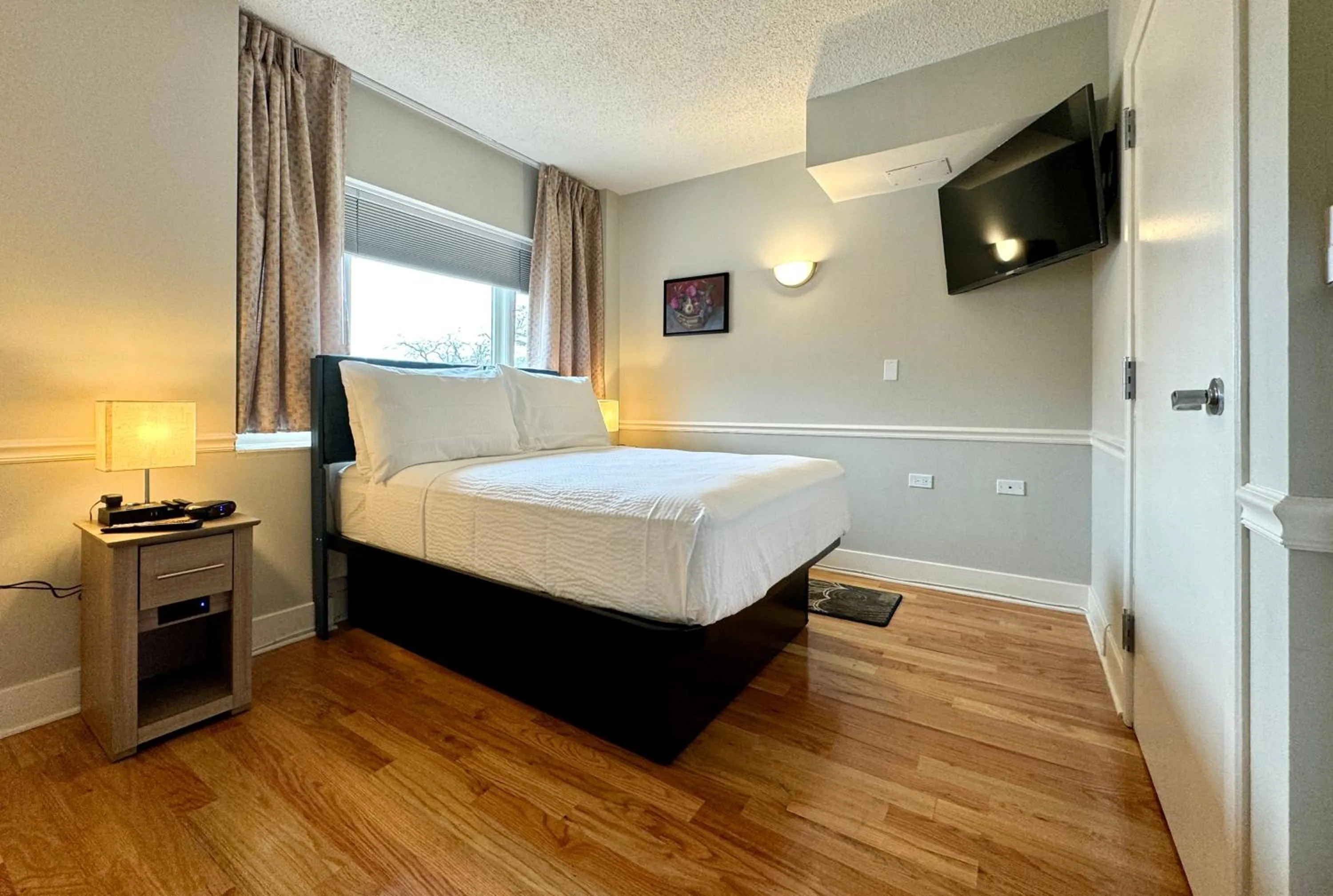 Bedroom, Bed in The GEM Museum Suites