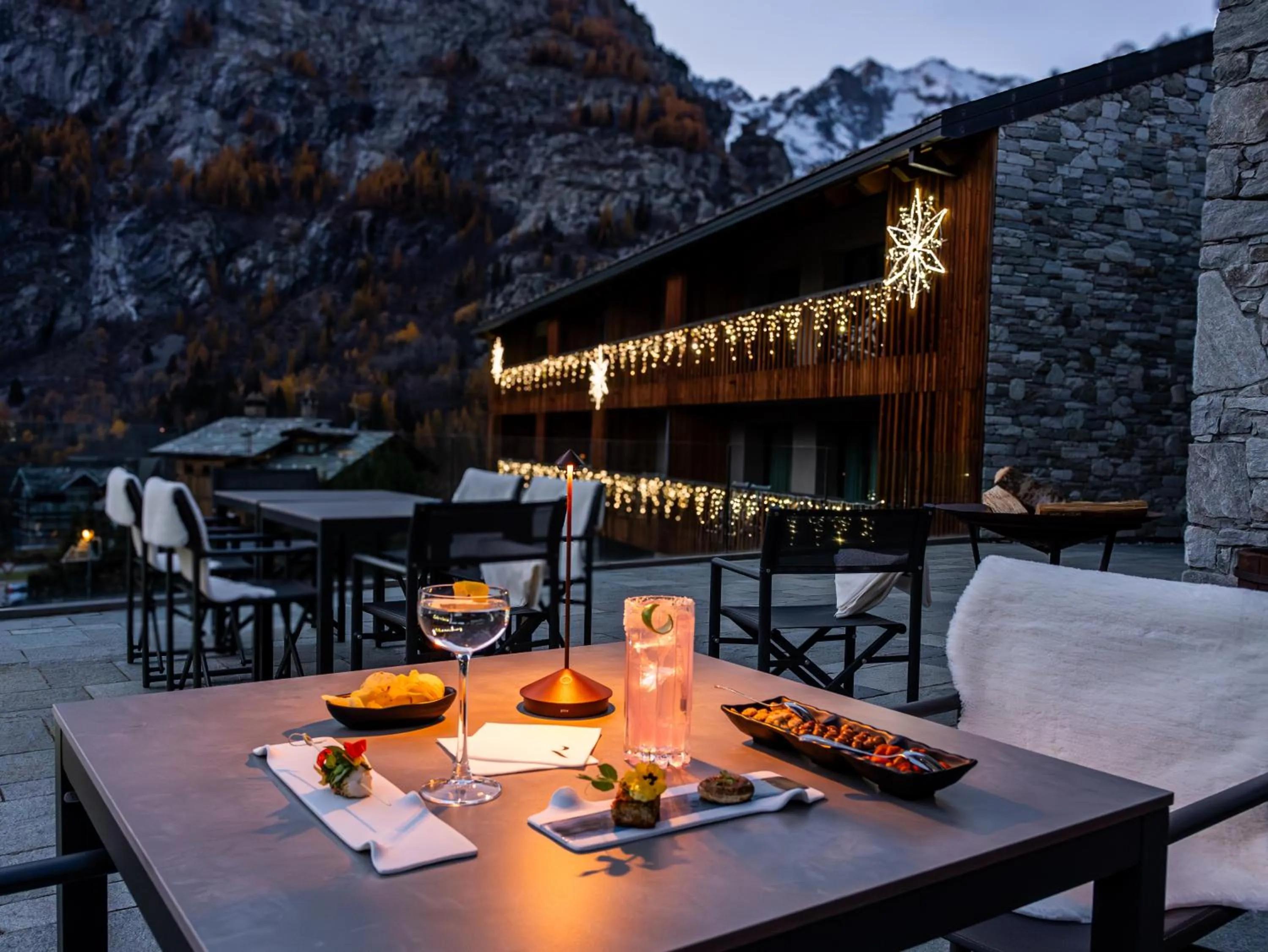 Restaurant/places to eat in Grand Hotel Courmayeur Mont Blanc, by R Collection Hotels