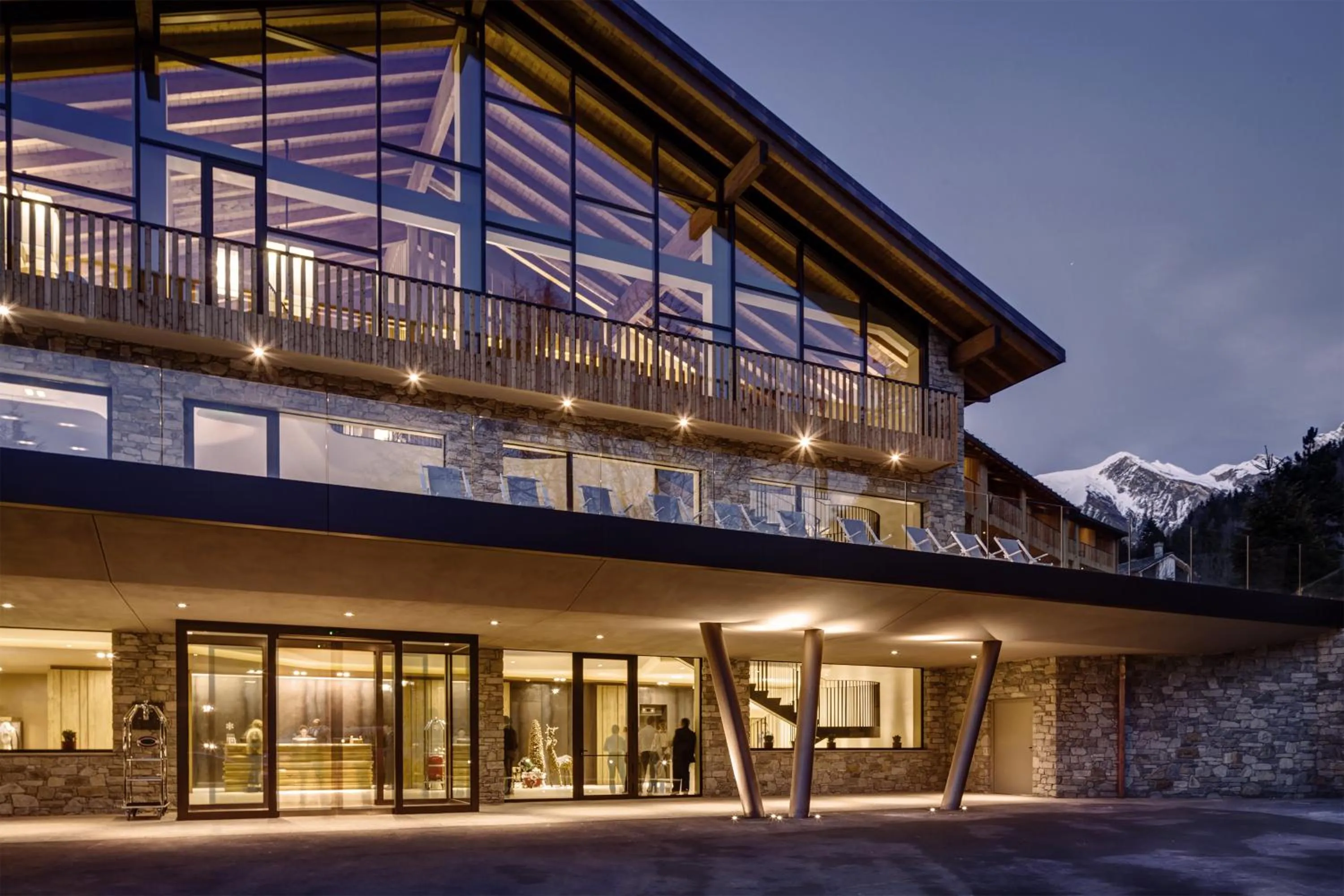 Facade/entrance in Grand Hotel Courmayeur Mont Blanc, by R Collection Hotels