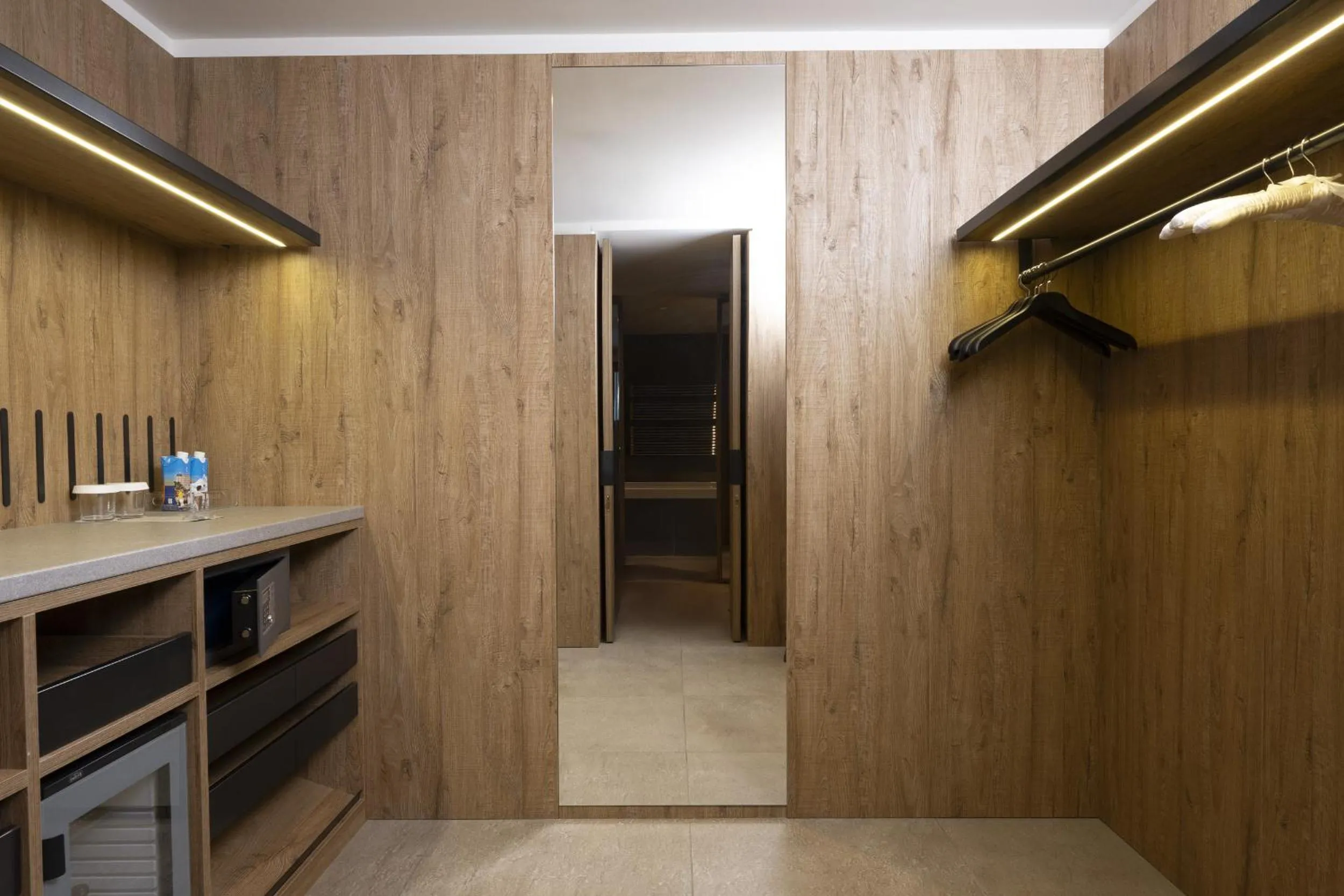 wardrobe in Grand Hotel Courmayeur Mont Blanc, by R Collection Hotels