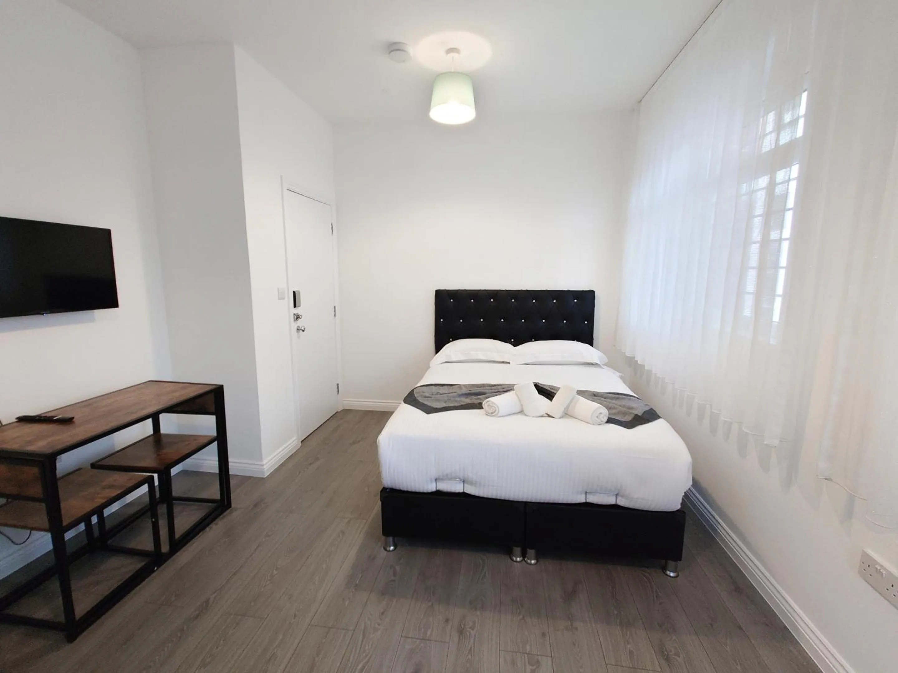 Bedroom, Bed in Centra Station