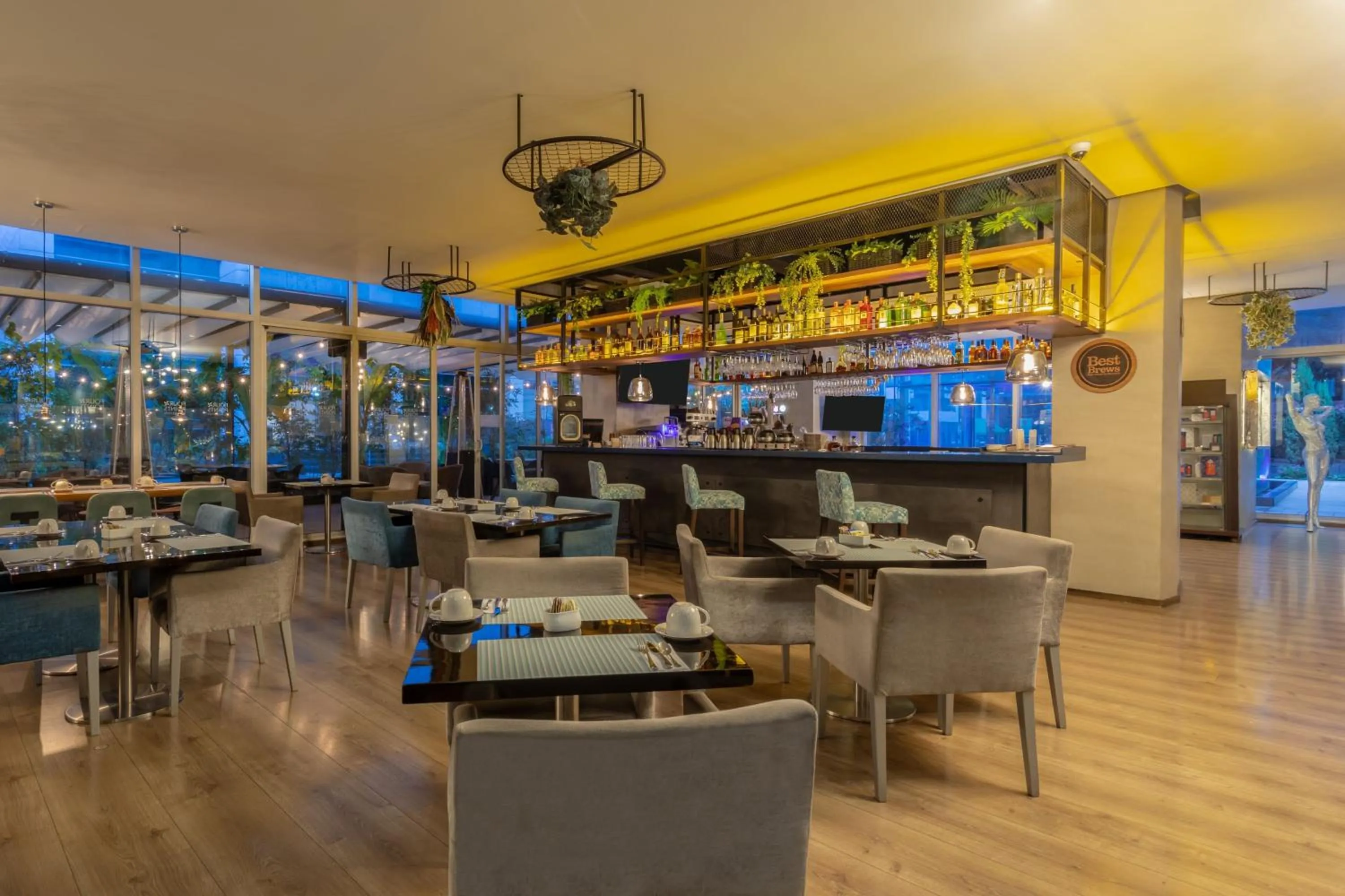 Restaurant/places to eat in Four Points By Sheraton Bogota
