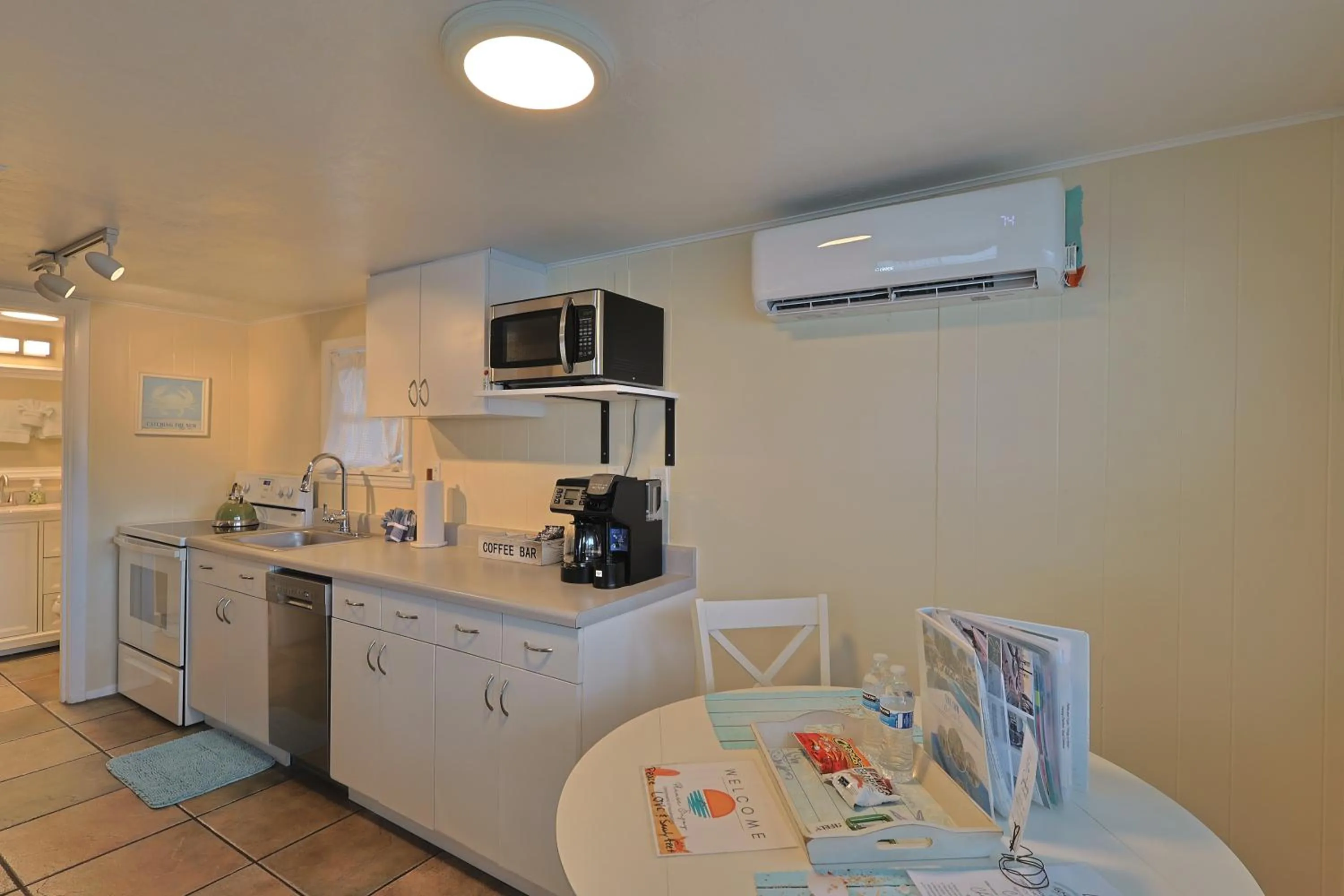 Dining area in The Inn on Siesta Key