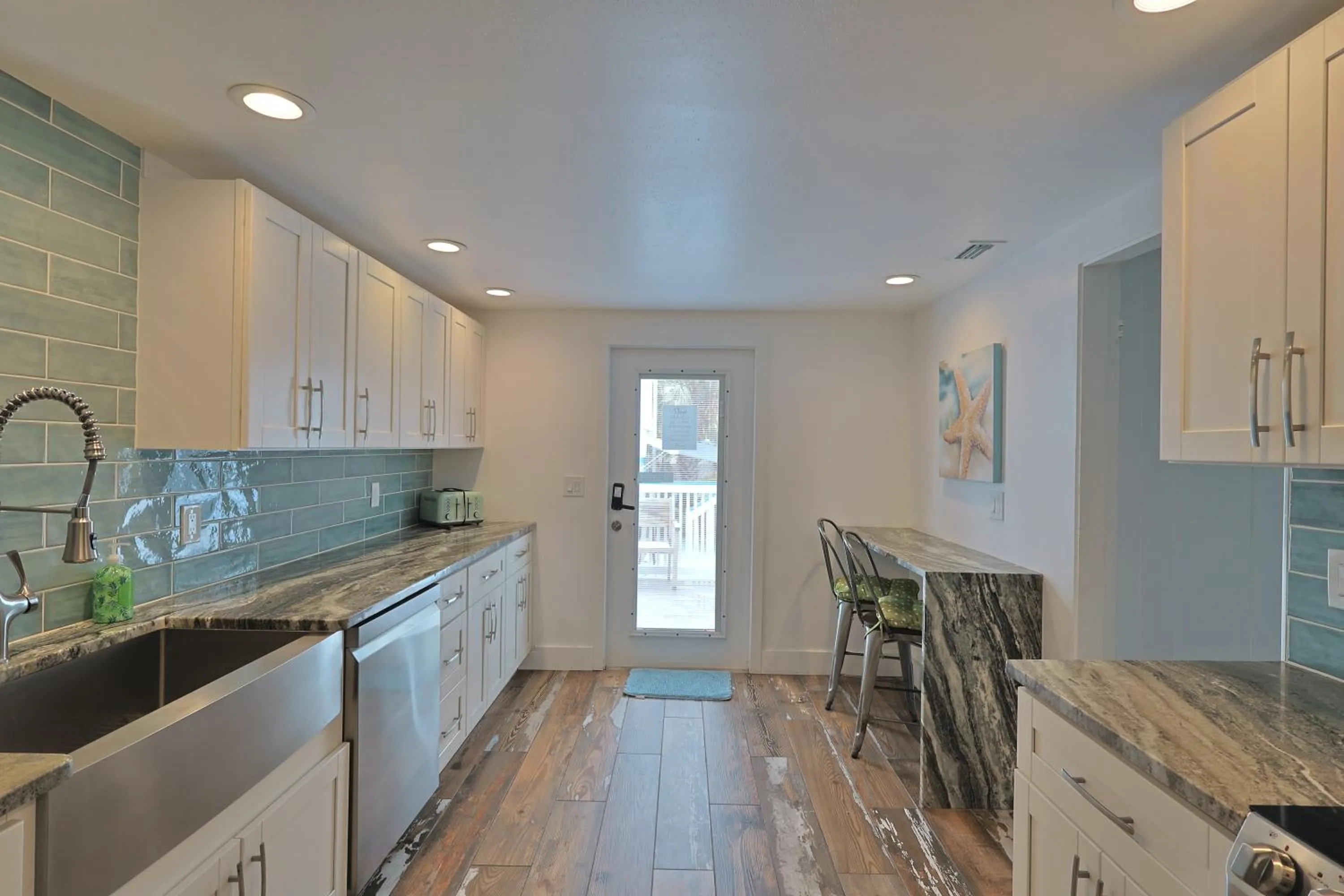 Kitchen or kitchenette in The Inn on Siesta Key