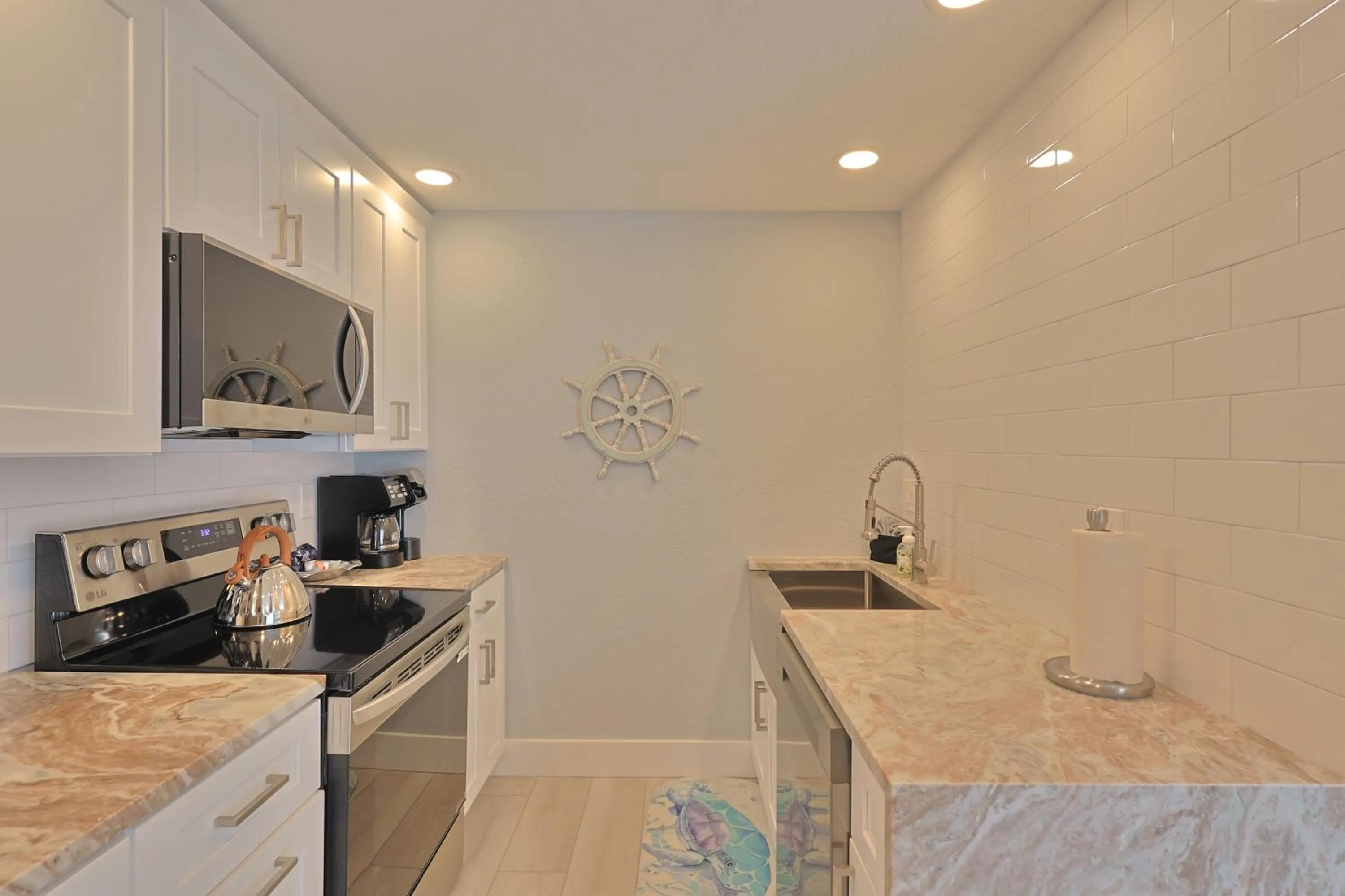 kitchen in The Inn on Siesta Key