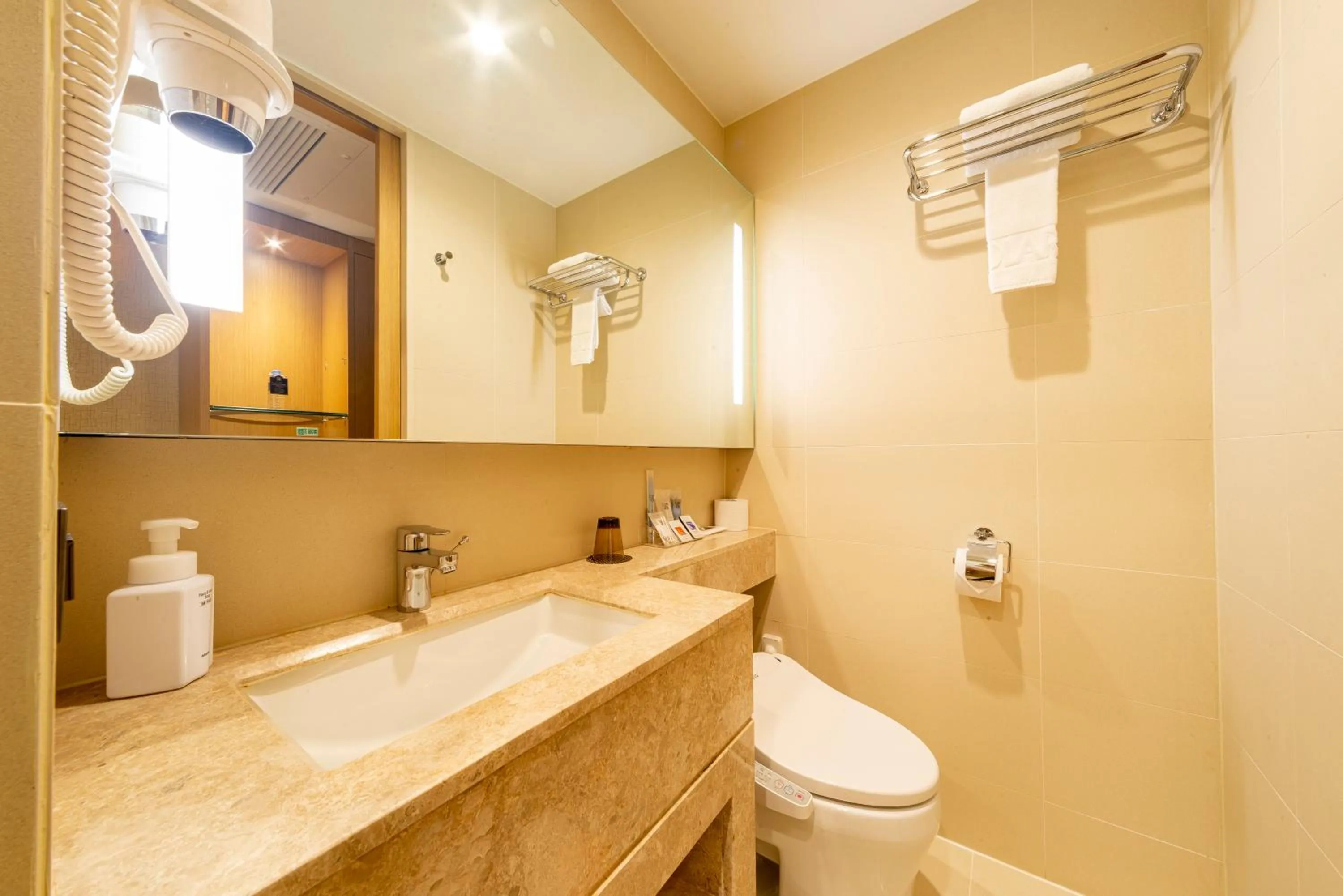 Bathroom in Solaria Nishitetsu Hotel Busan