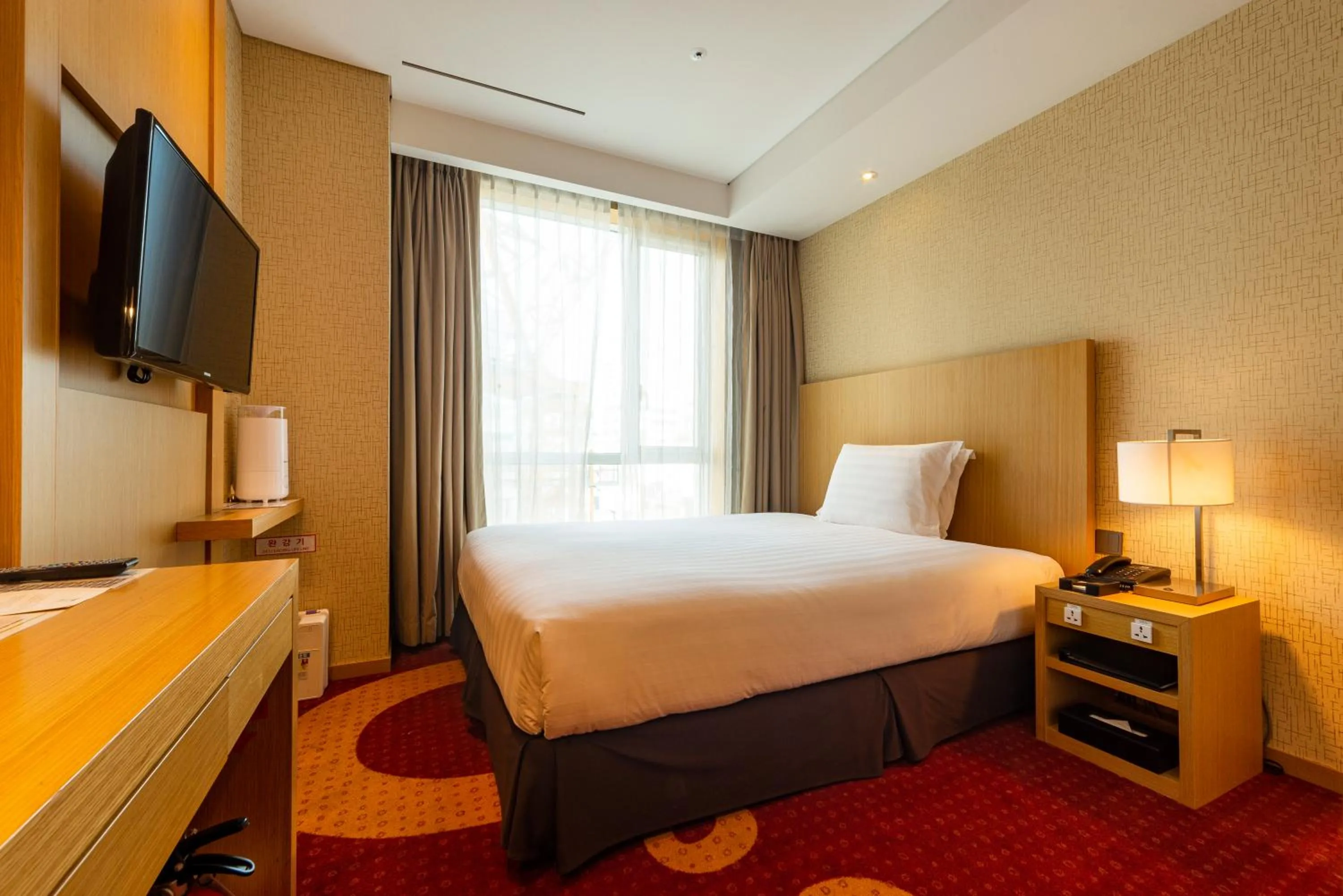 Bed in Solaria Nishitetsu Hotel Busan
