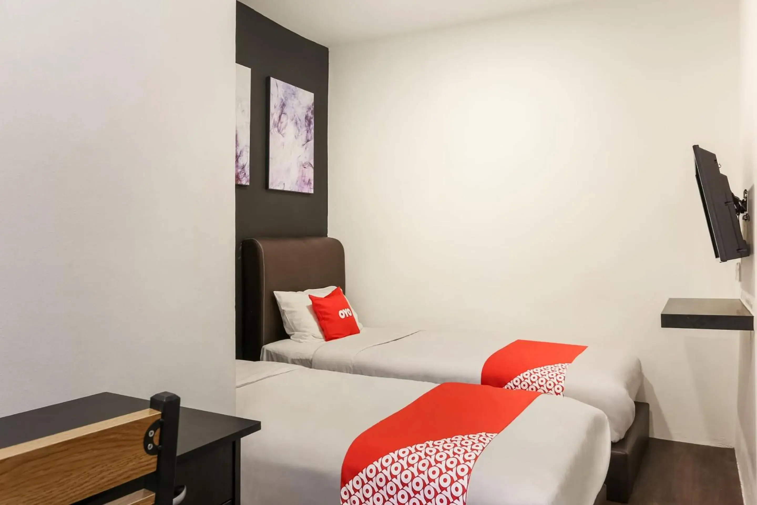 Standard Twin Room - single occupancy in Hotel O Kl2f Rest & Go Standard Twin Room - single occupancy in Hotel O Kl2f Rest & Go